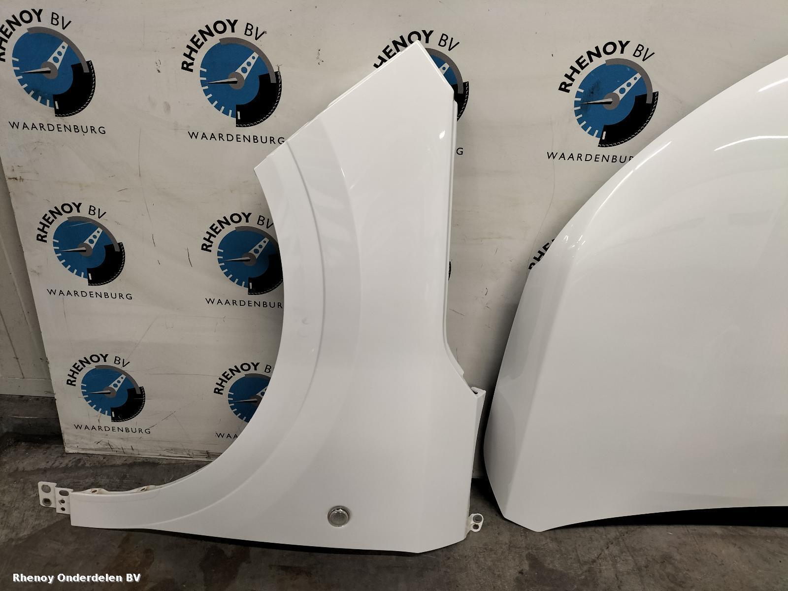 View Auto part VOORKOP COMPLEET FORD TRANSIT COURIER 2024