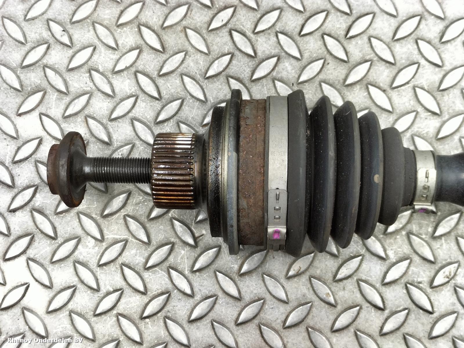 View Auto part AANDRIJFAS R AUDI A5 2020