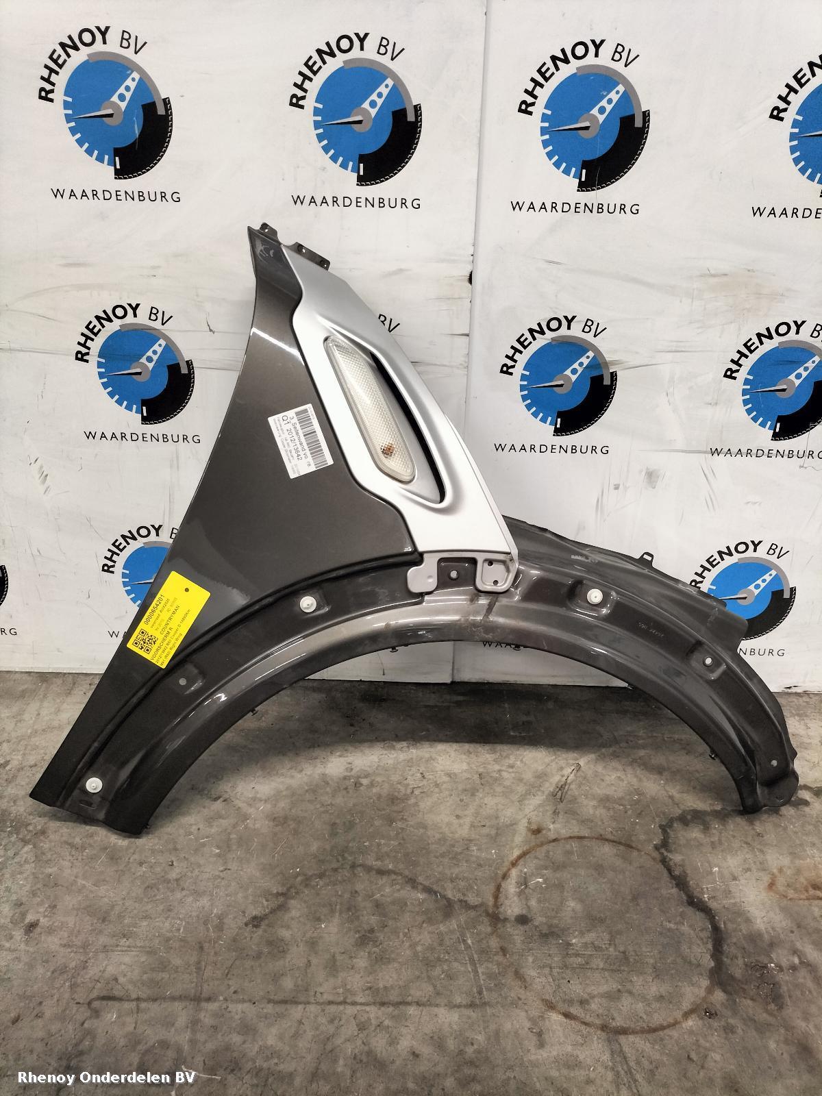 Bekijk Auto-onderdeel VOORSCHERM R MINI (BMW) COUNTRYMAN 2010