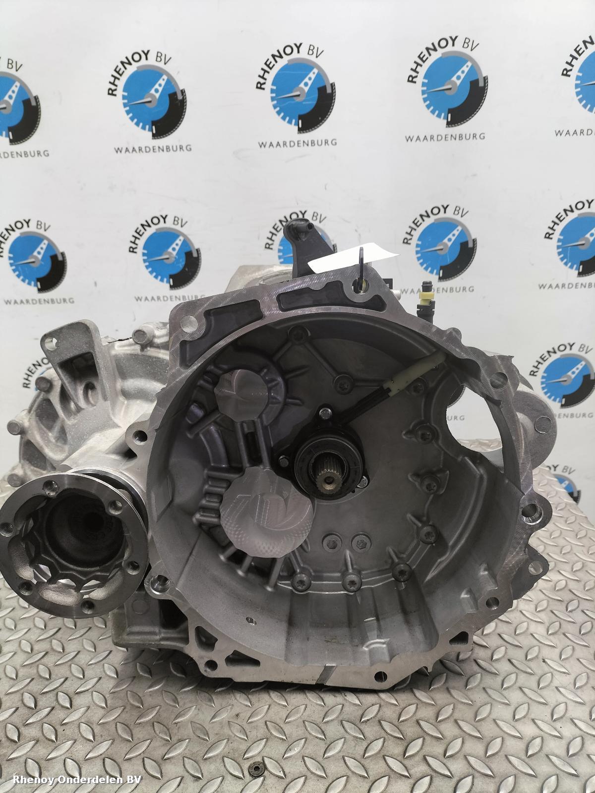 Bekijk Auto-onderdeel TRANSMISSIE / VERSNELLINGSBAK FORD TRANSIT CONNECT 2024