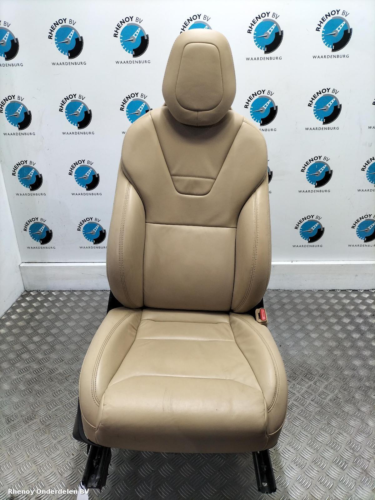 Bekijk Auto-onderdeel STOEL VOOR TESLA MODEL X 2020