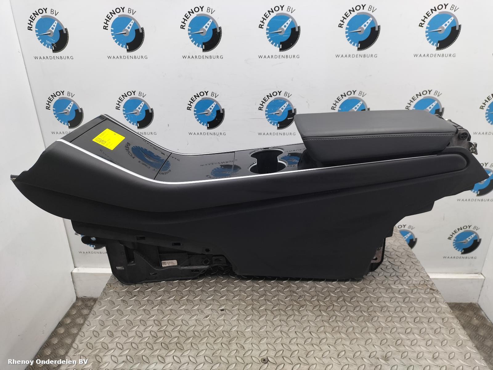 View Auto part ARMSTEUM TESLA MODEL 3 2020