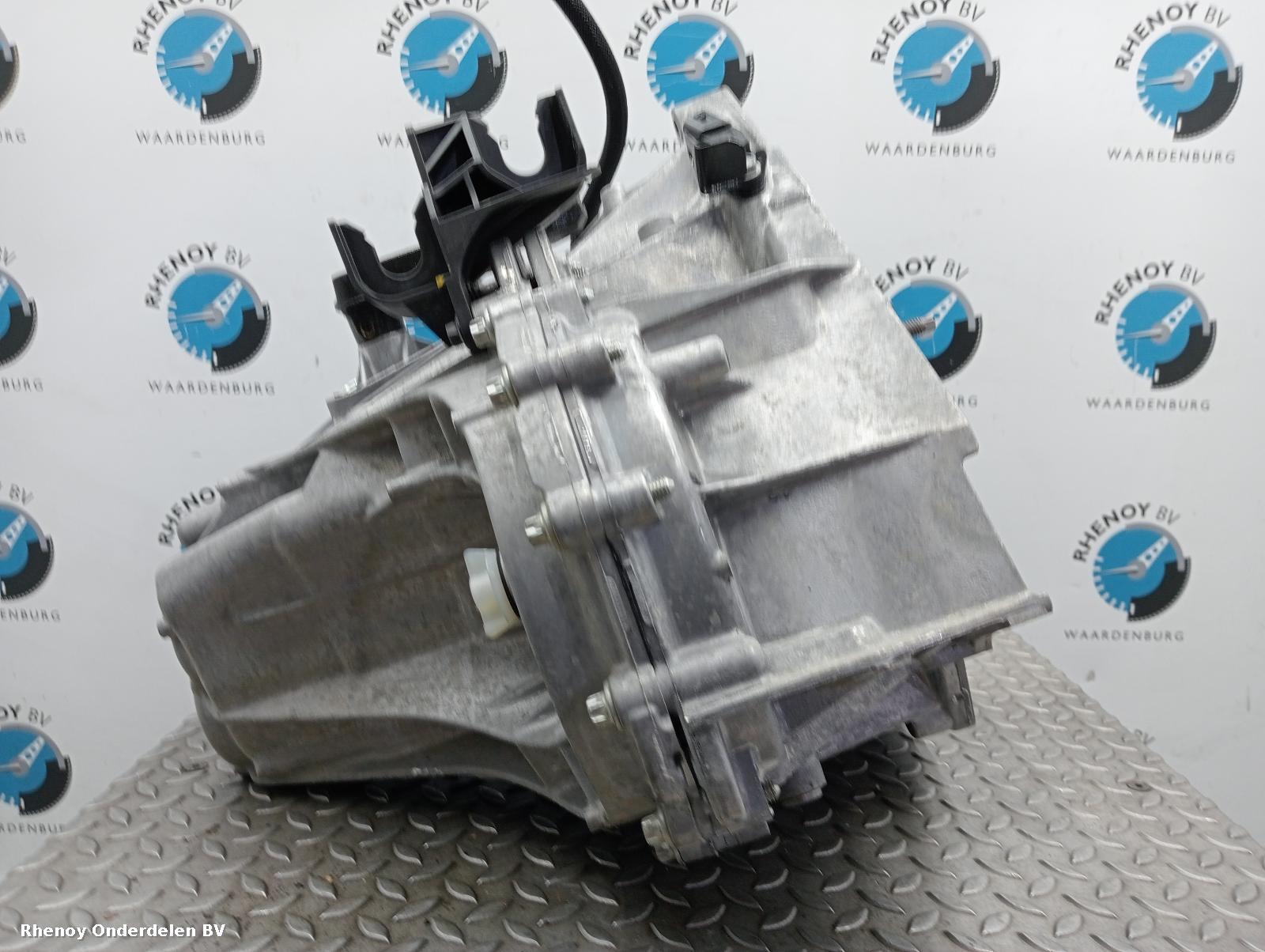 2023 RENAULT CLIO TRANSMISSIE / VERSNELLINGSBAK View Auto part TRANSMISSIE / VERSNELLINGSBAK RENAULT CLIO 2023