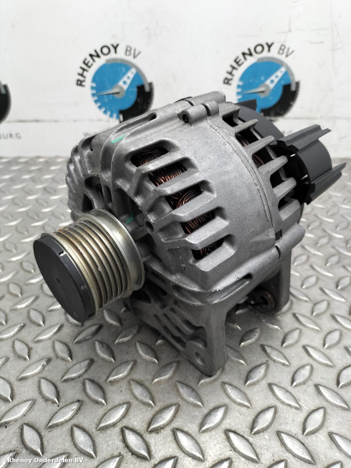 Bekijk Auto-onderdeel DYNAMO RENAULT CLIO 2023