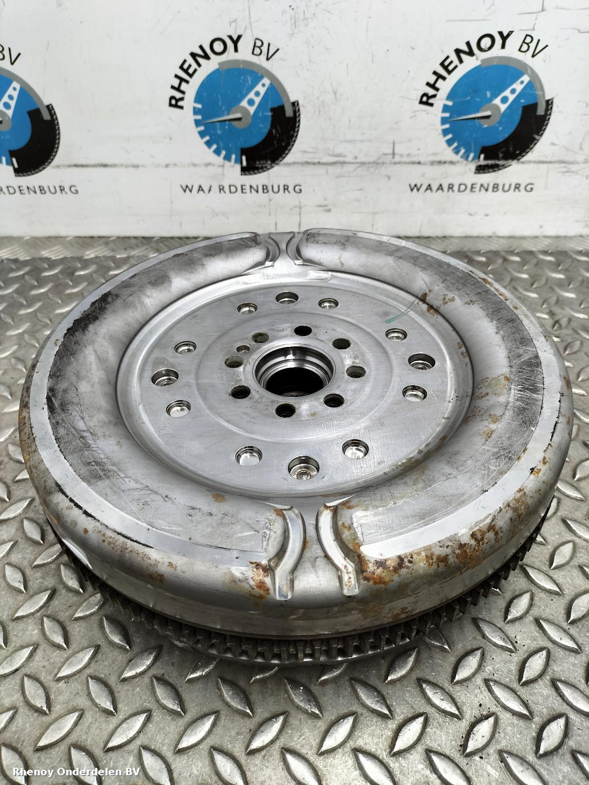 View Auto part VLIEGWIEL / KOPPELING FORD TRANSIT CONNECT 2024