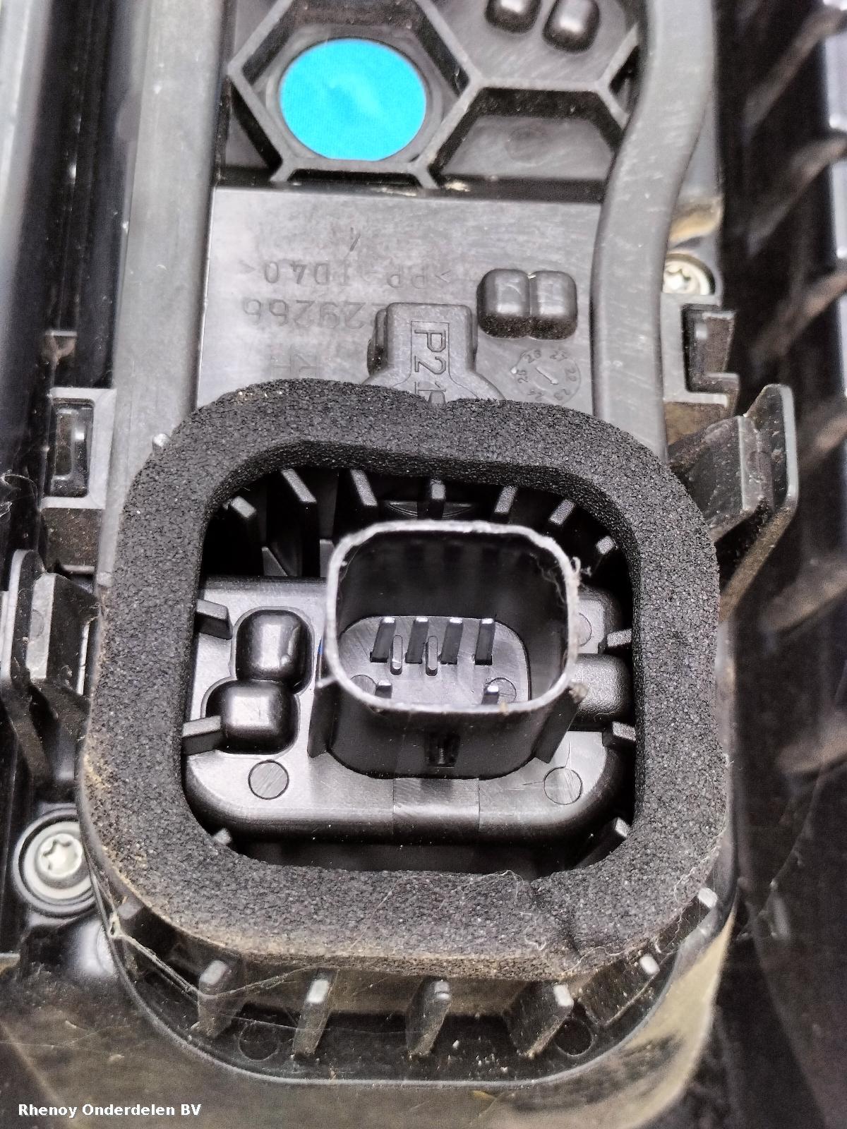 View Auto part ACHTERLICHT R FORD TRANSIT CUSTOM 2024