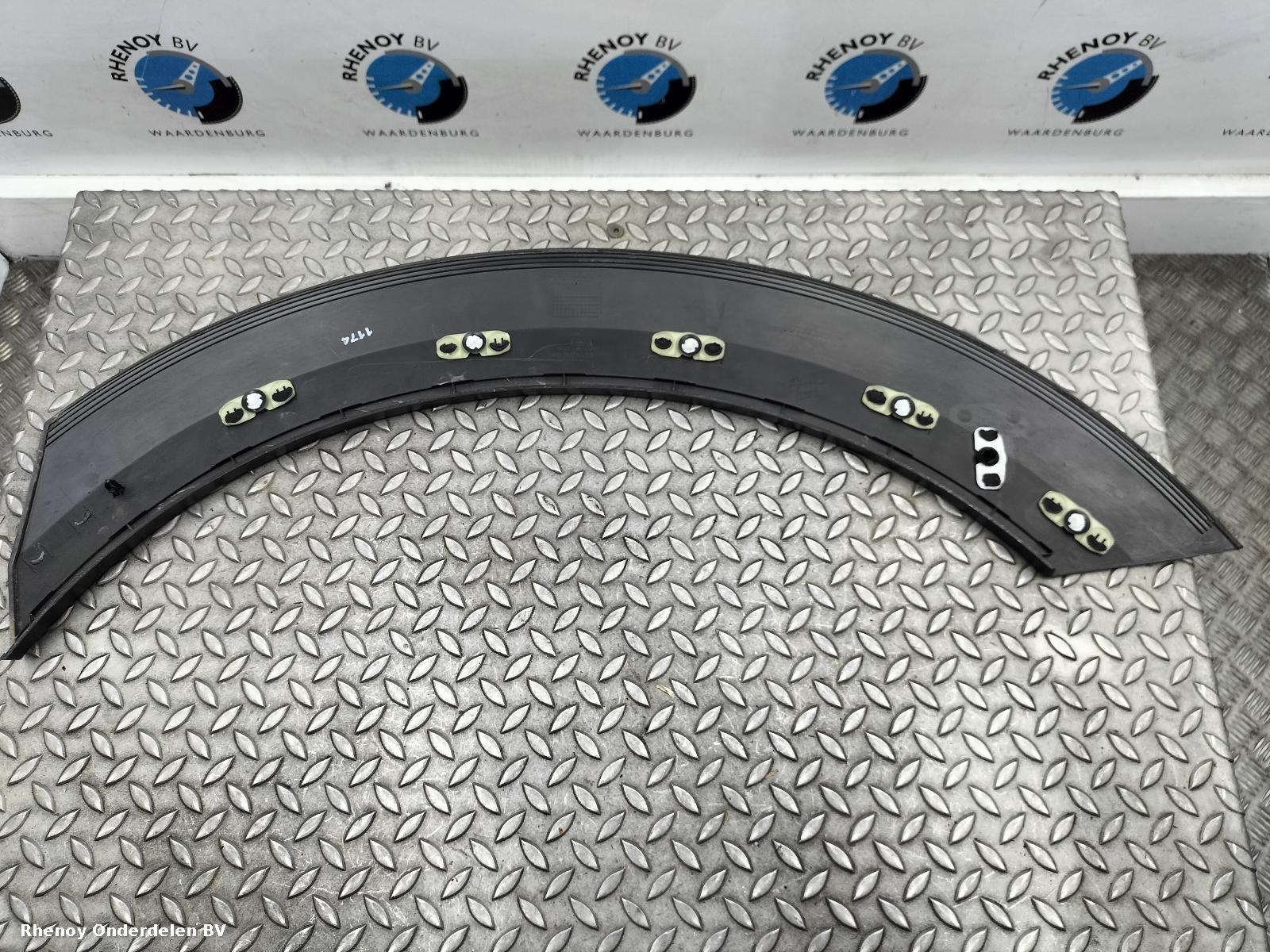 View Auto part SPATBORD VERBREDER FORD TRANSIT CUSTOM 2024