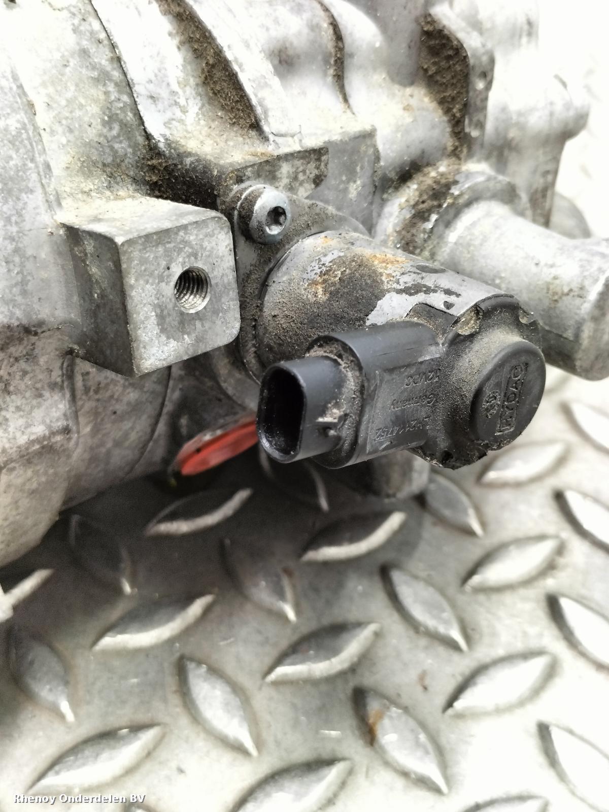 View Auto part STUURPOMP BMW 7 SERIES 2012