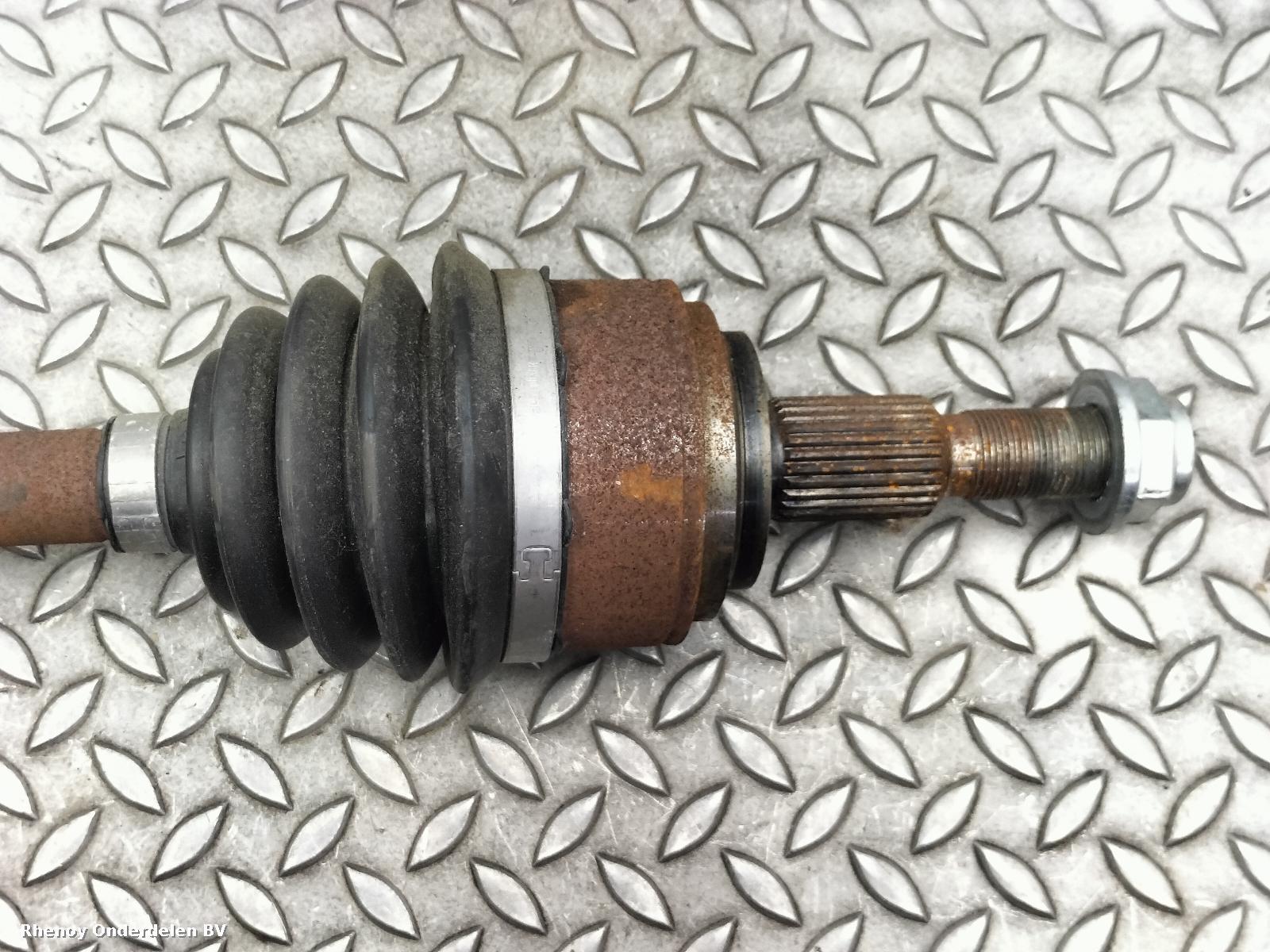 View Auto part AANDRIJFAS L FORD KUGA 2023