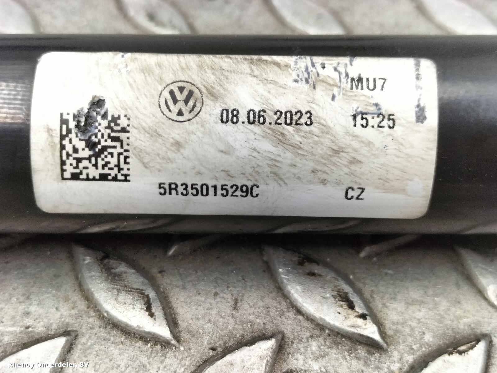 View Auto part STABILISATORSTANG ACHTER FORD TRANSIT CONNECT 2023