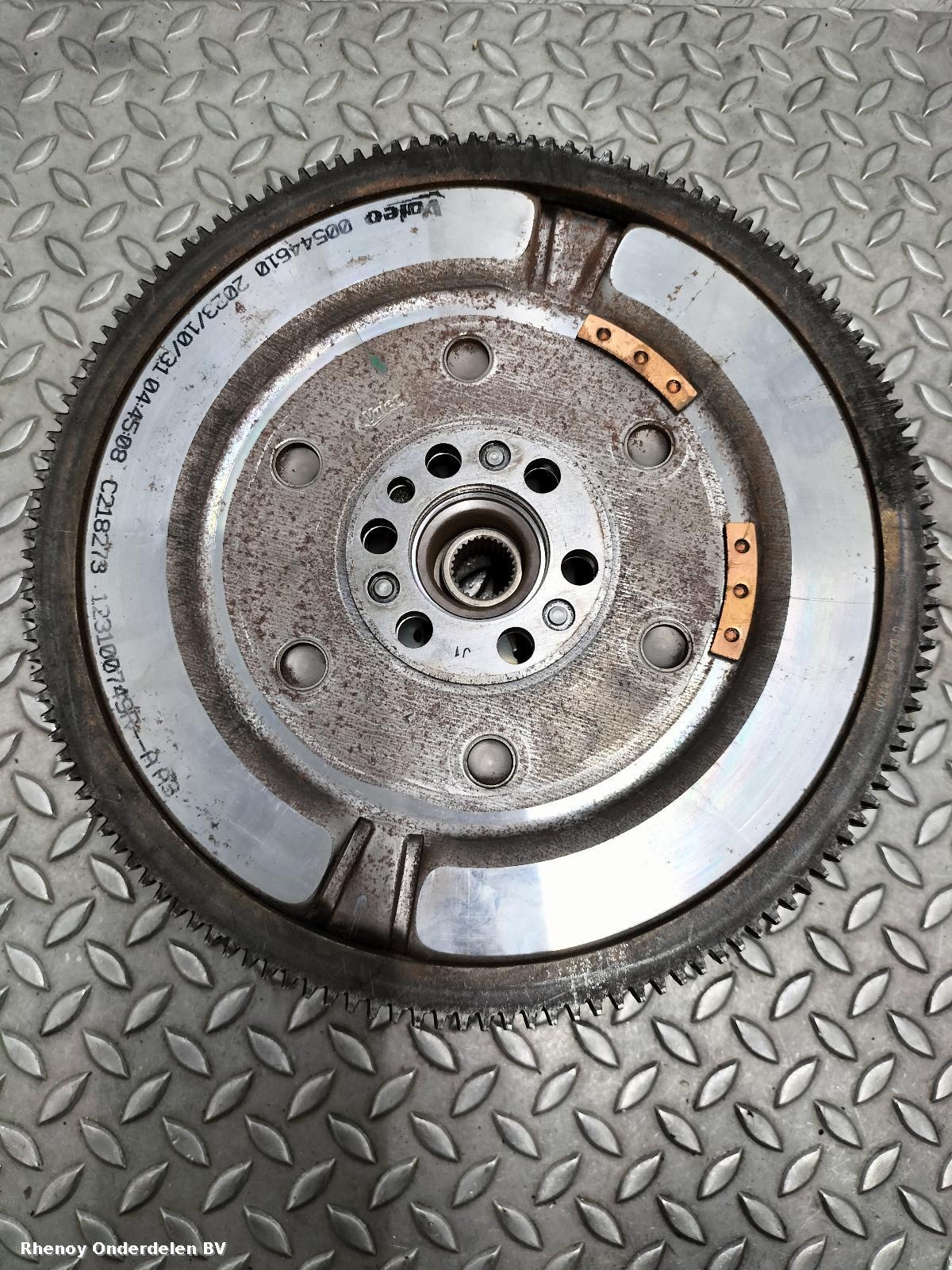 View Auto part VLIEGWIEL / KOPPELING RENAULT CAPTUR 2023