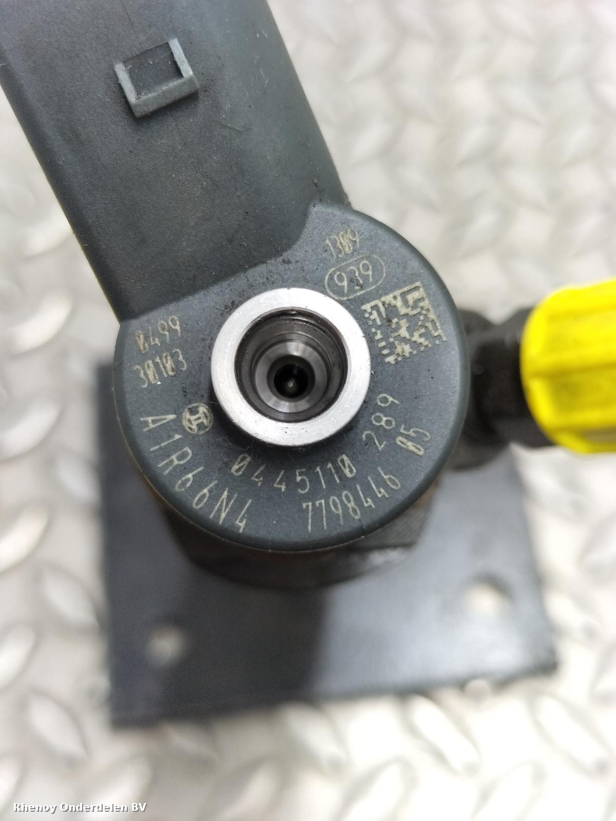 View Auto part BRANDSTOF INJECTOR / VERSTUIVER BMW 1 SERIES 2011