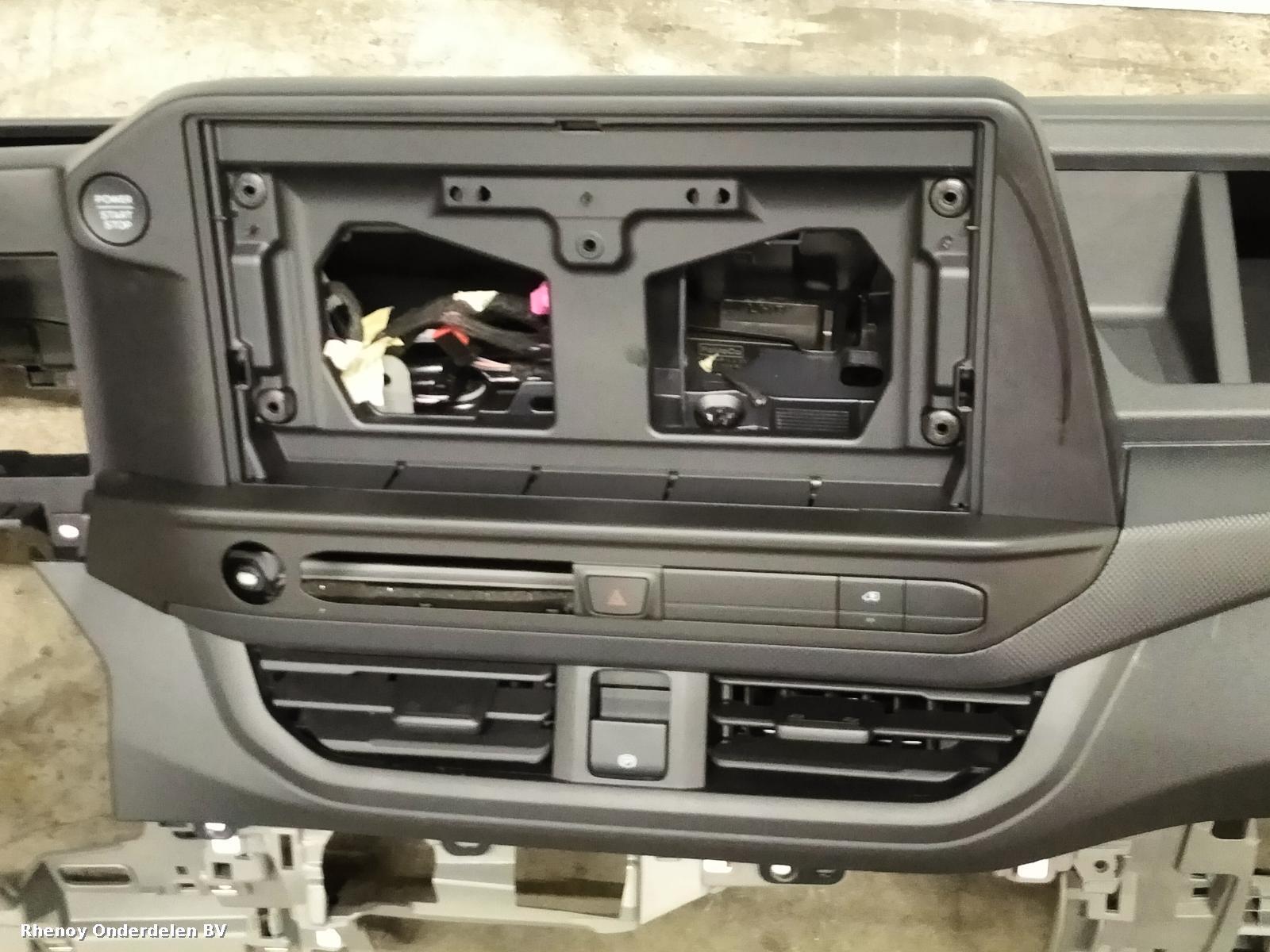 View Auto part DASHBOARD COMPLEET  FORD TRANSIT CUSTOM 2024