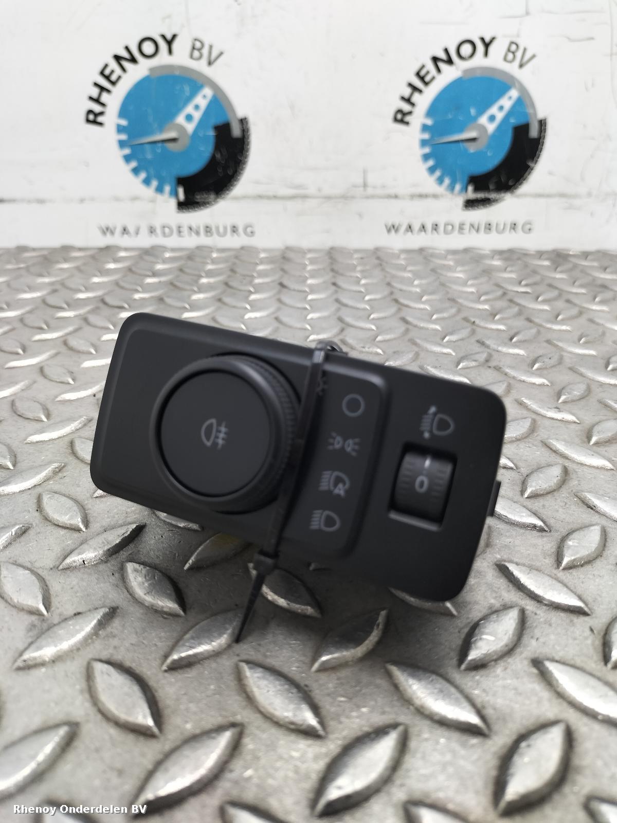 Bekijk Auto-onderdeel SCHAKELAAR VERLICHTING (LOS IN DASHBOARD) FORD TRANSIT CUSTOM 2024