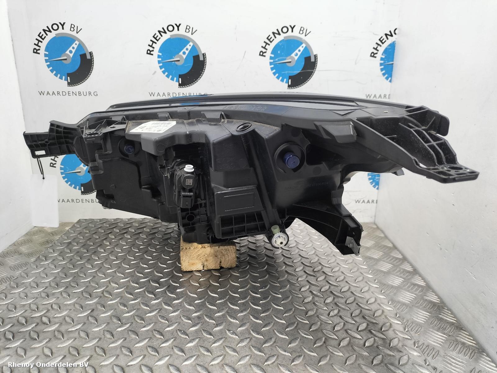 View Auto part KOPLAMP R NISSAN QASHQAI 2025