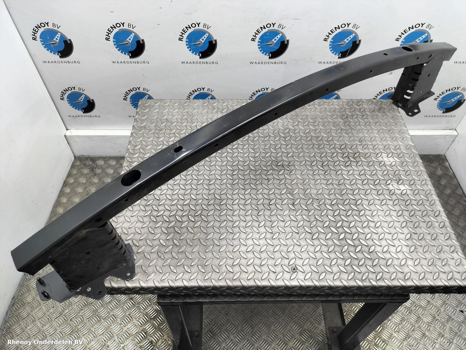 Bekijk Auto-onderdeel VOORBUMPER BALK NISSAN QASHQAI 2025