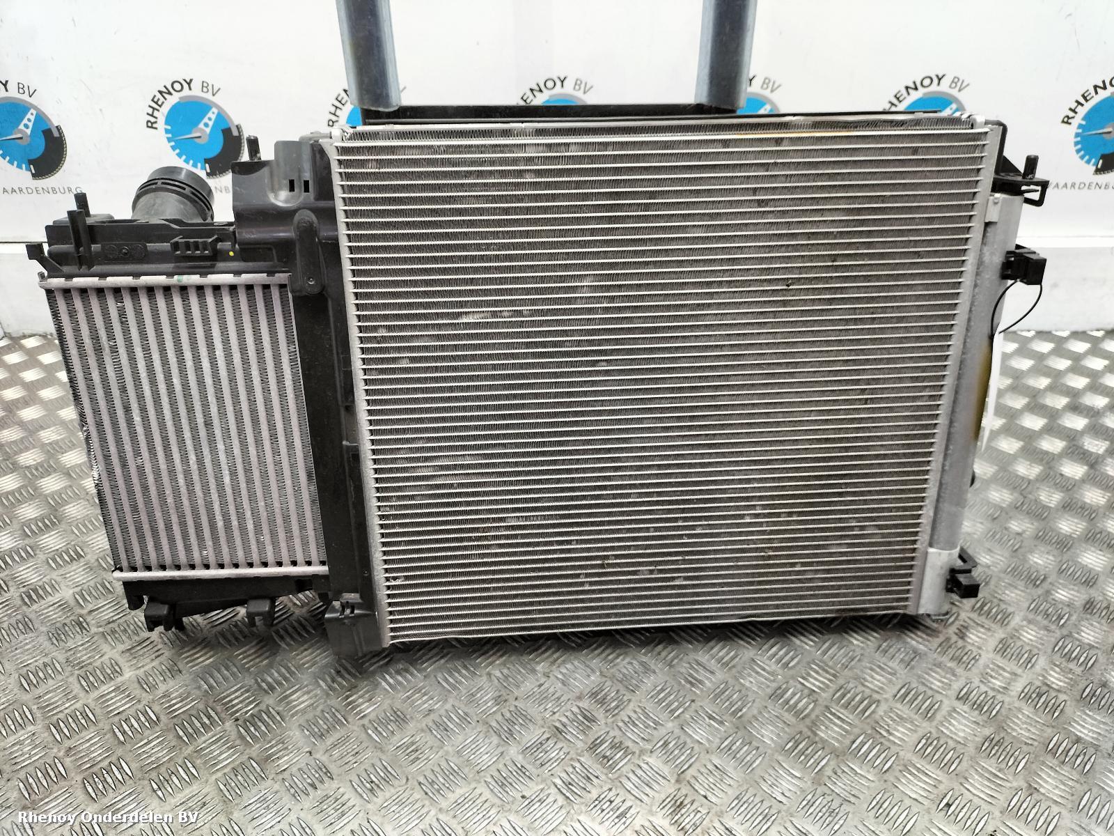 Bekijk Auto-onderdeel KOELERPAKKET NISSAN QASHQAI 2025