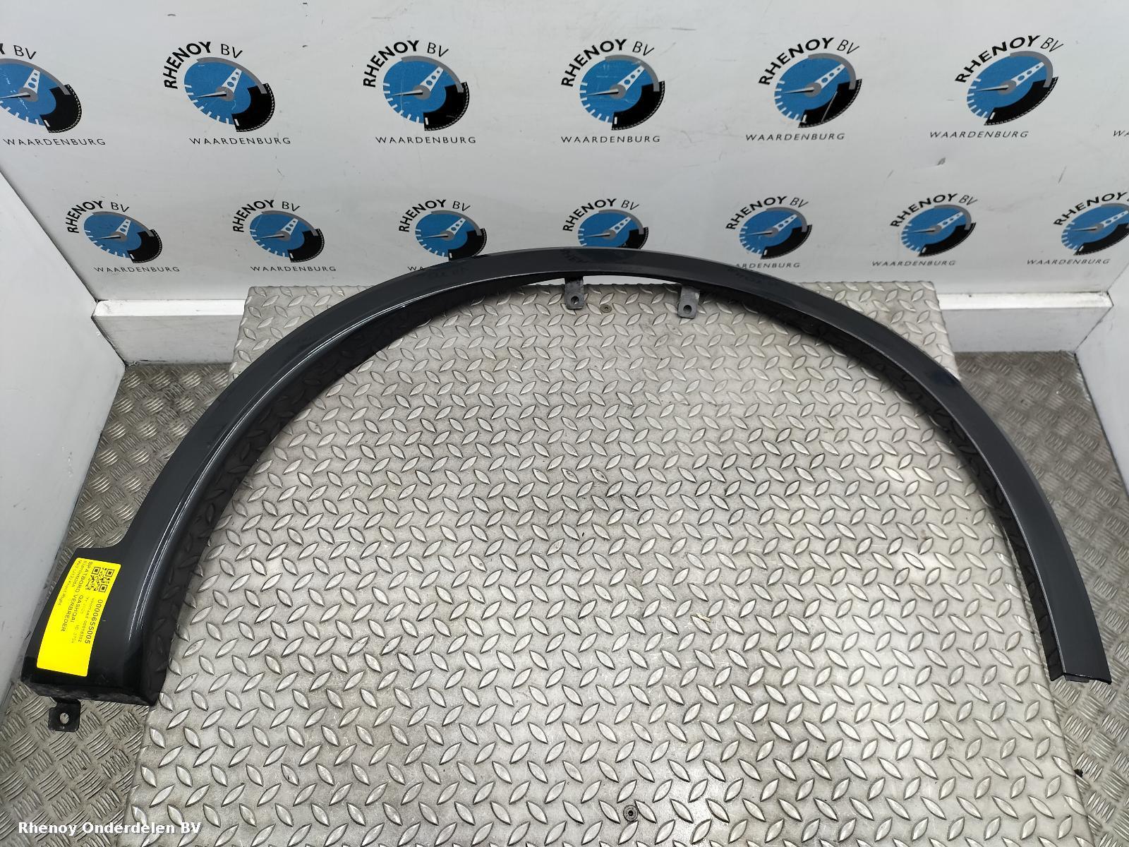 Bekijk Auto-onderdeel SPATBORD VERBREDER NISSAN QASHQAI 2025