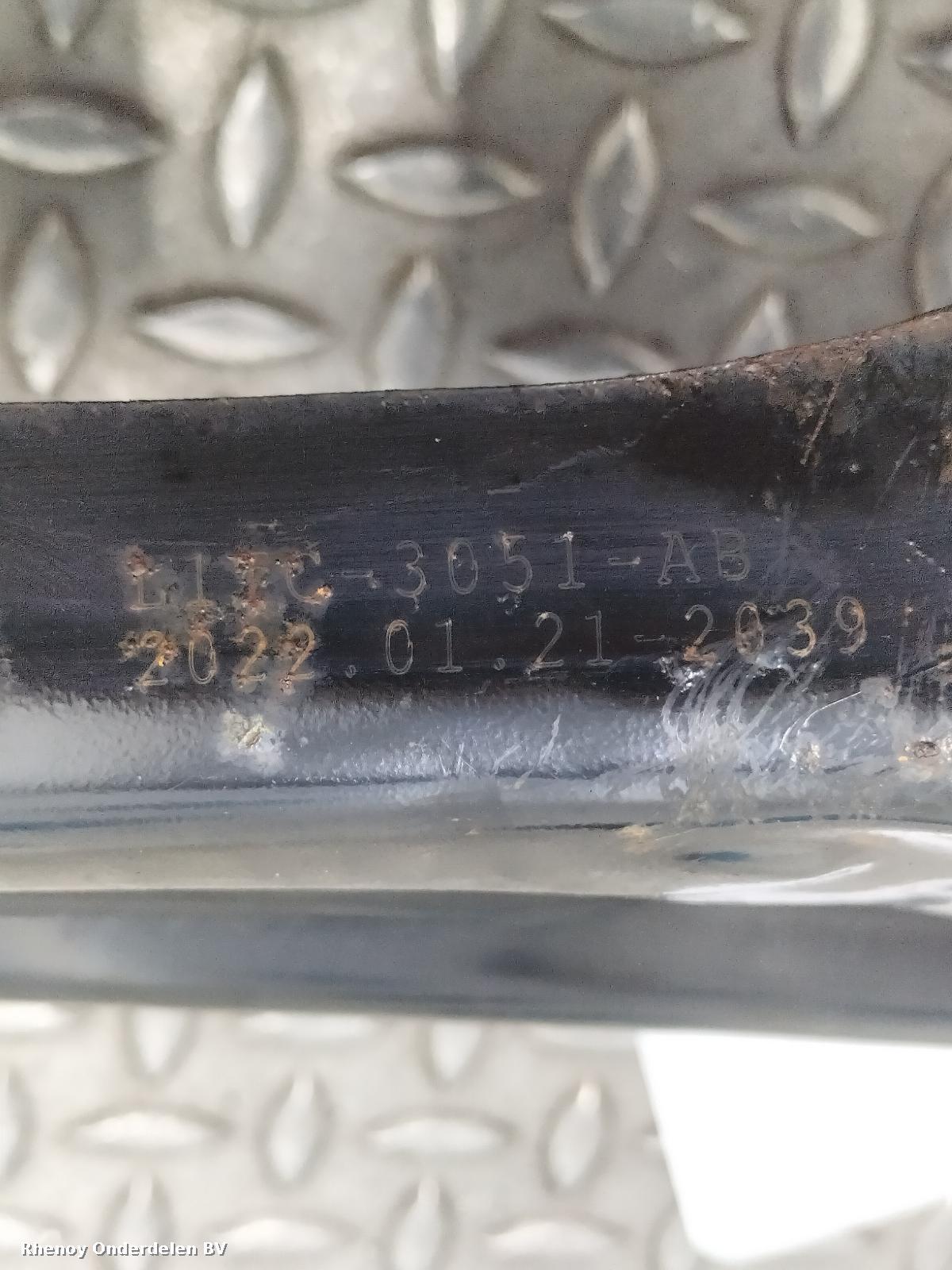 View Auto part DRAAGARM ONDER LV FORD PUMA 2022