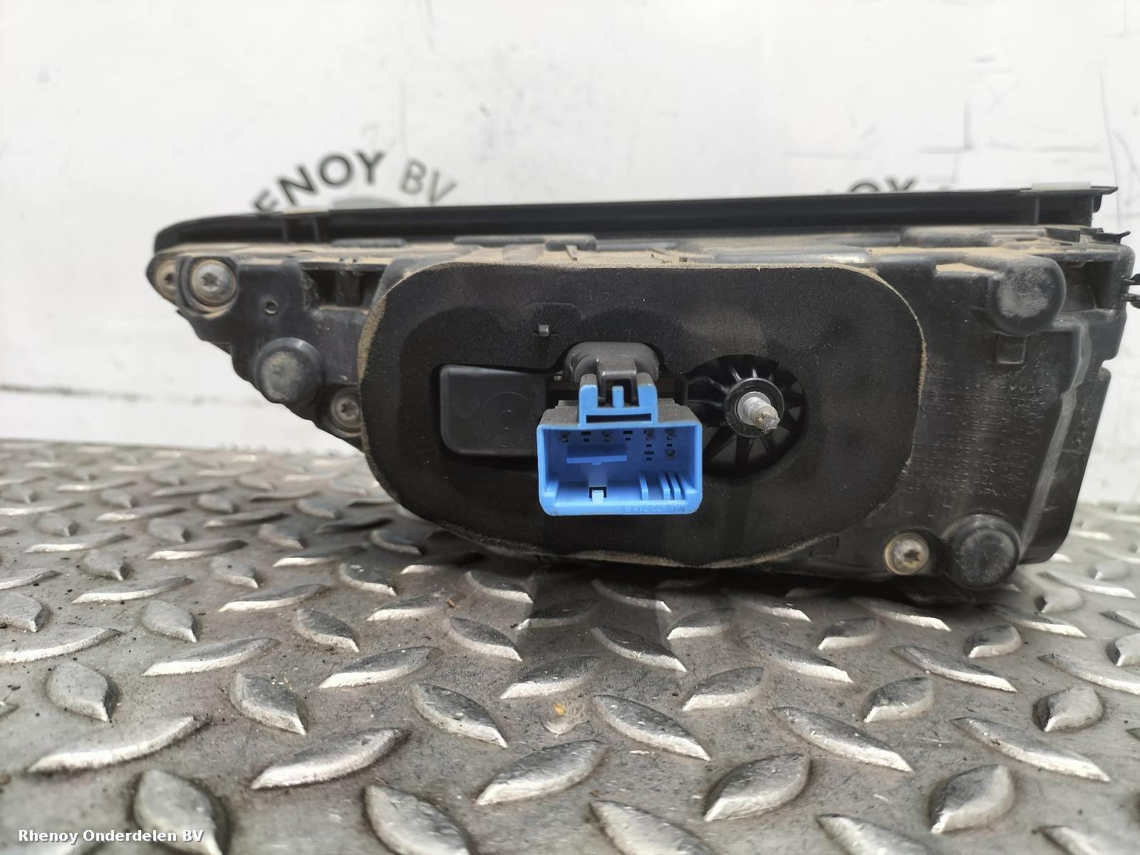 View Auto part ACHTERLICHT L VOLKSWAGEN GOLF 2021