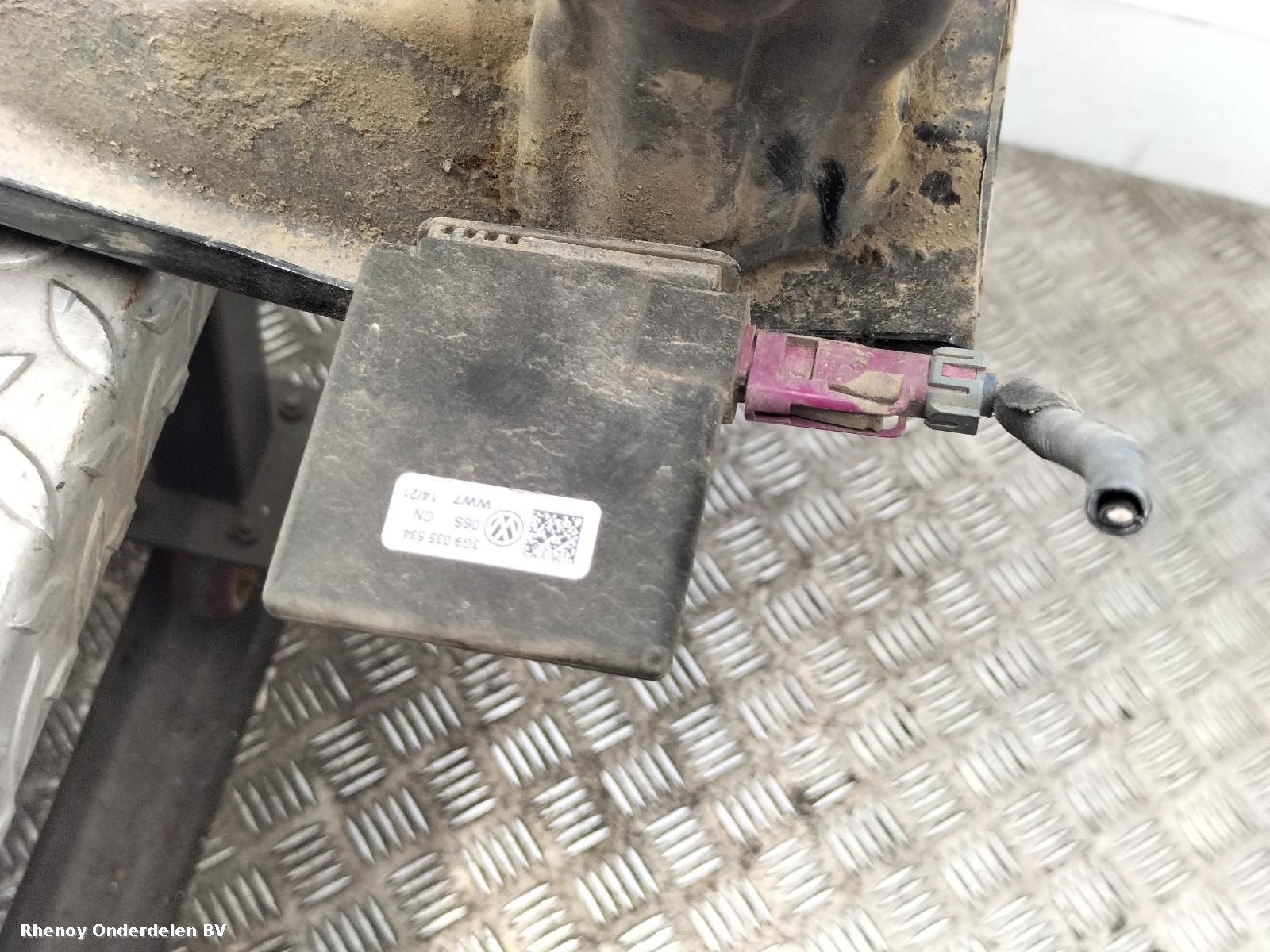 View Auto part BUMPERBALK ACHTER VOLKSWAGEN GOLF 2021