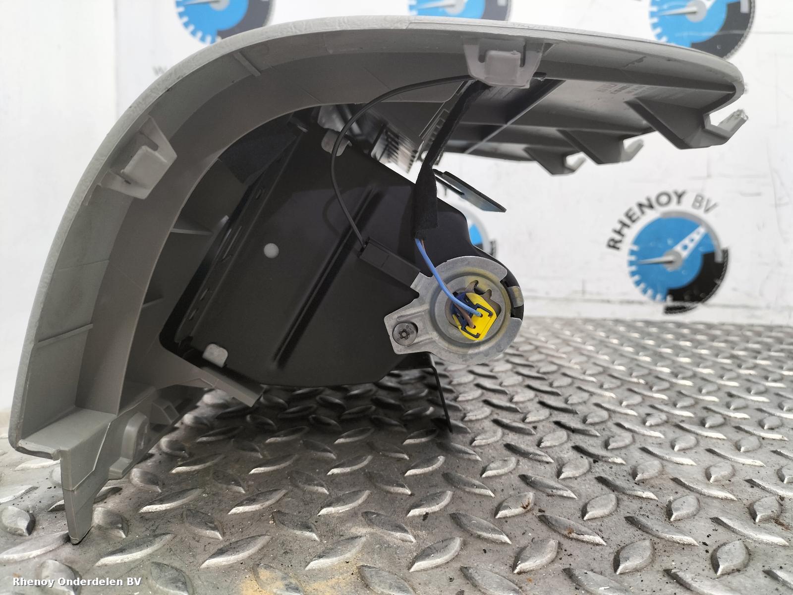 View Auto part AIRBAG RECHTS RENAULT TRAFIC 2013