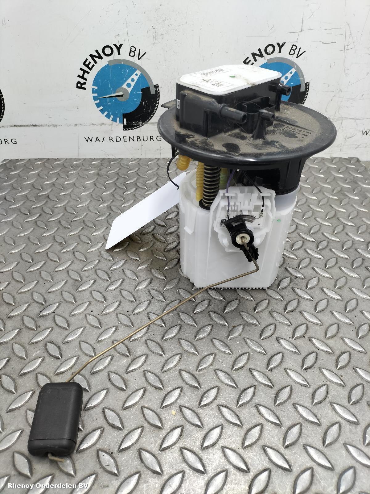 Bekijk Auto-onderdeel BRANDSTOF POMP (IN TANK)  OPEL / VAUXHALL ASTRA 2024