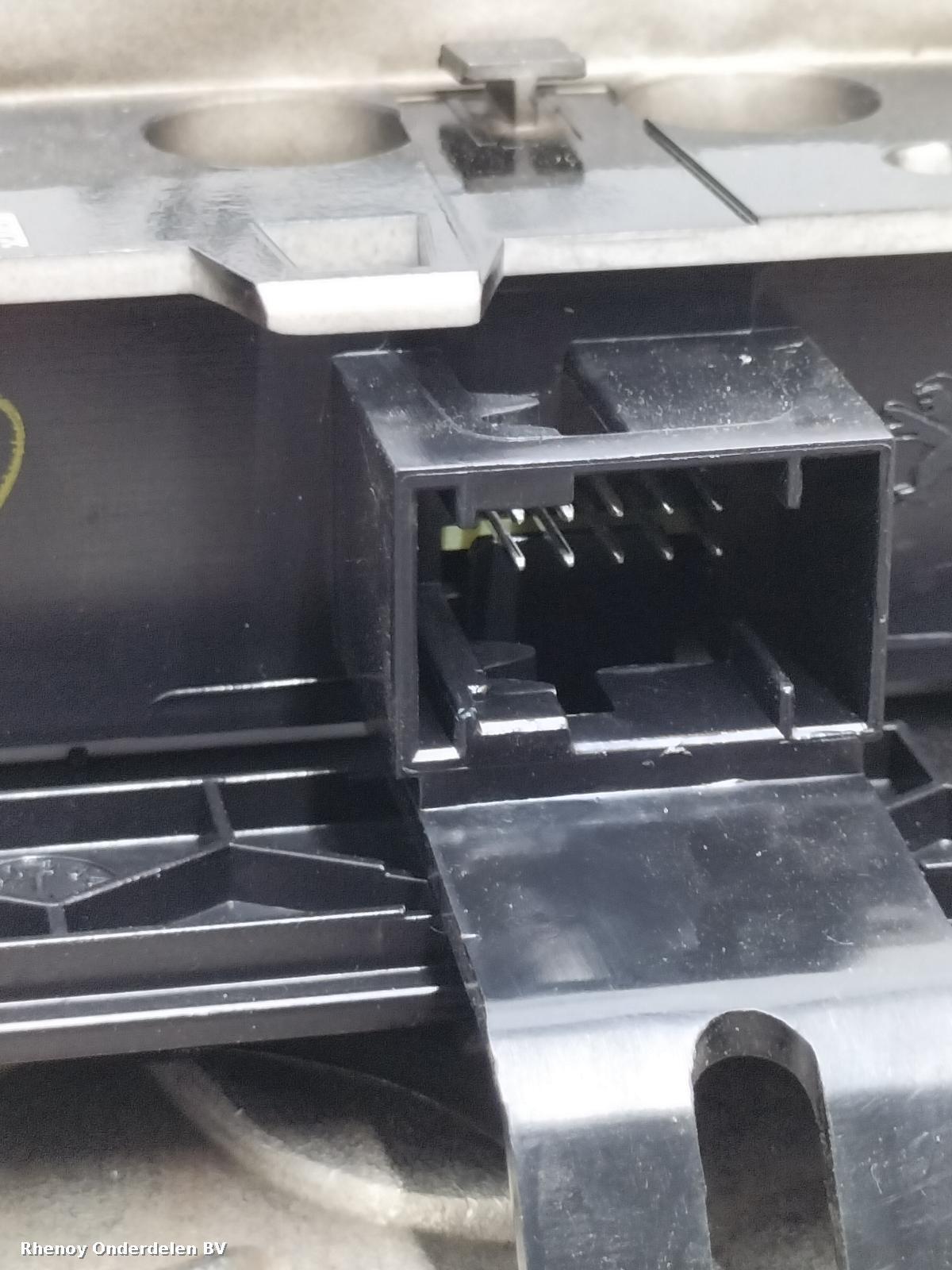 View Auto part NAVIGATIE PEUGEOT 208 2024