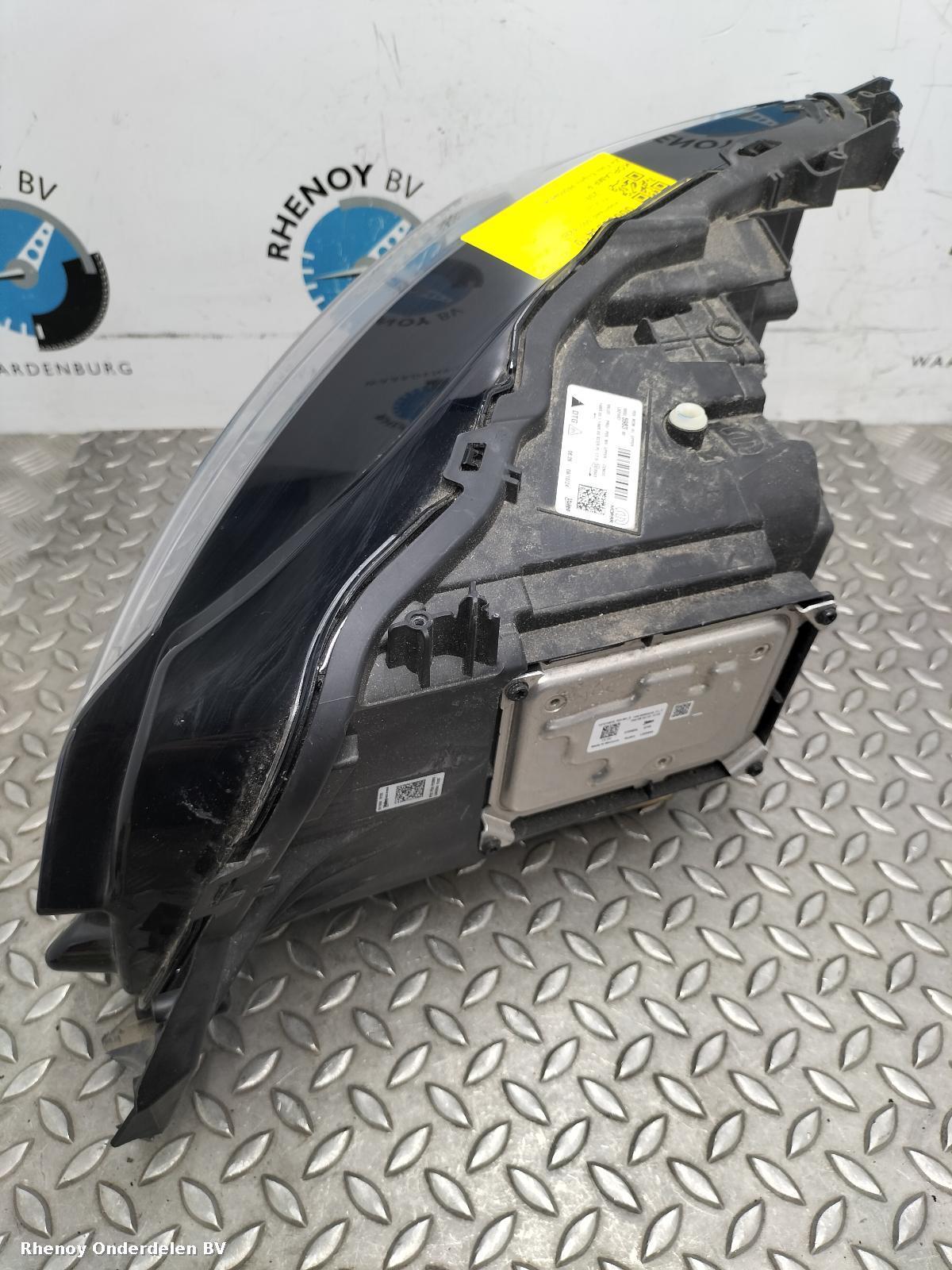 View Auto part KOPLAMP R PEUGEOT 208 2024