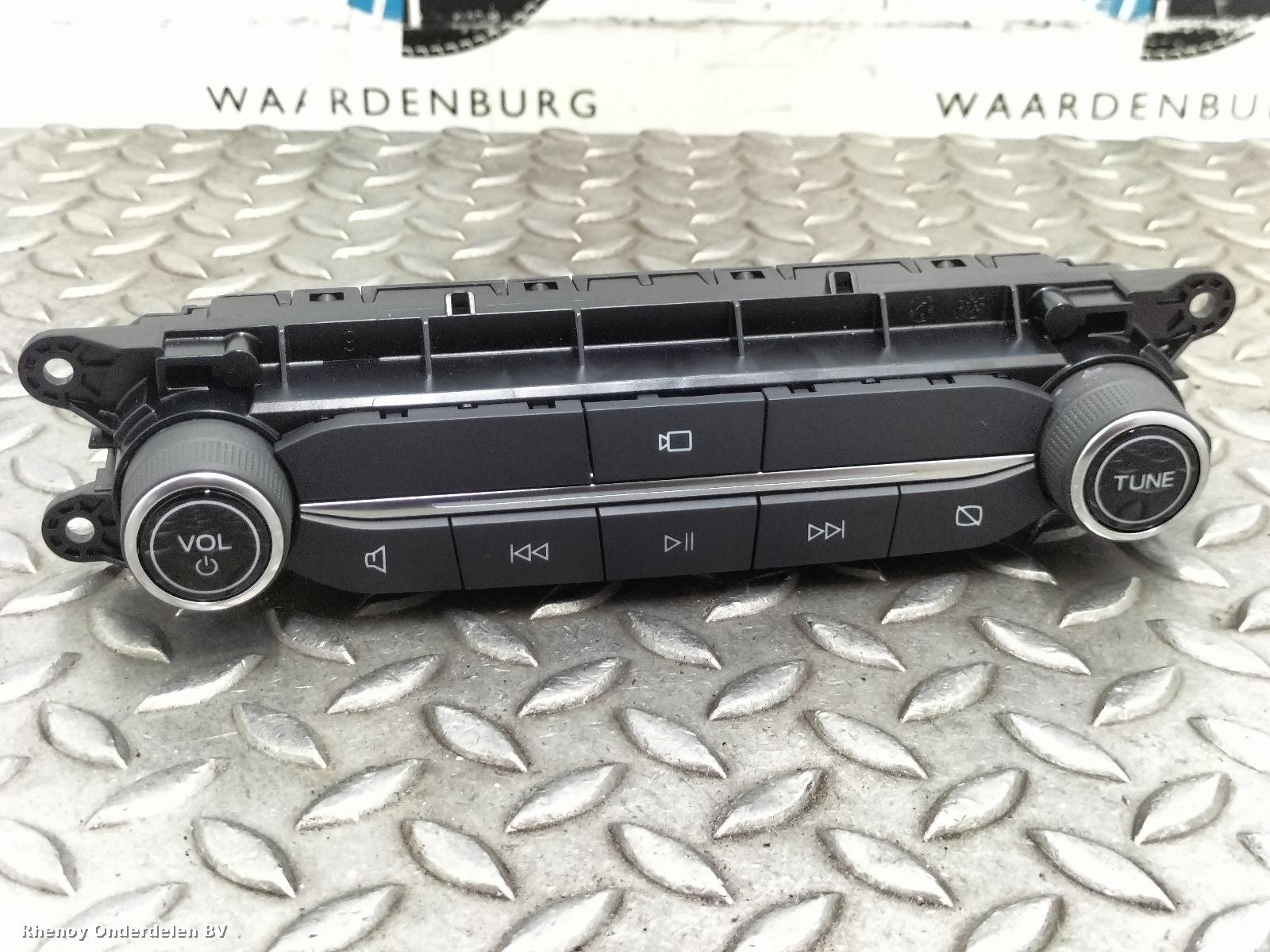 View Auto part NAVIGATIE FORD KUGA 2023
