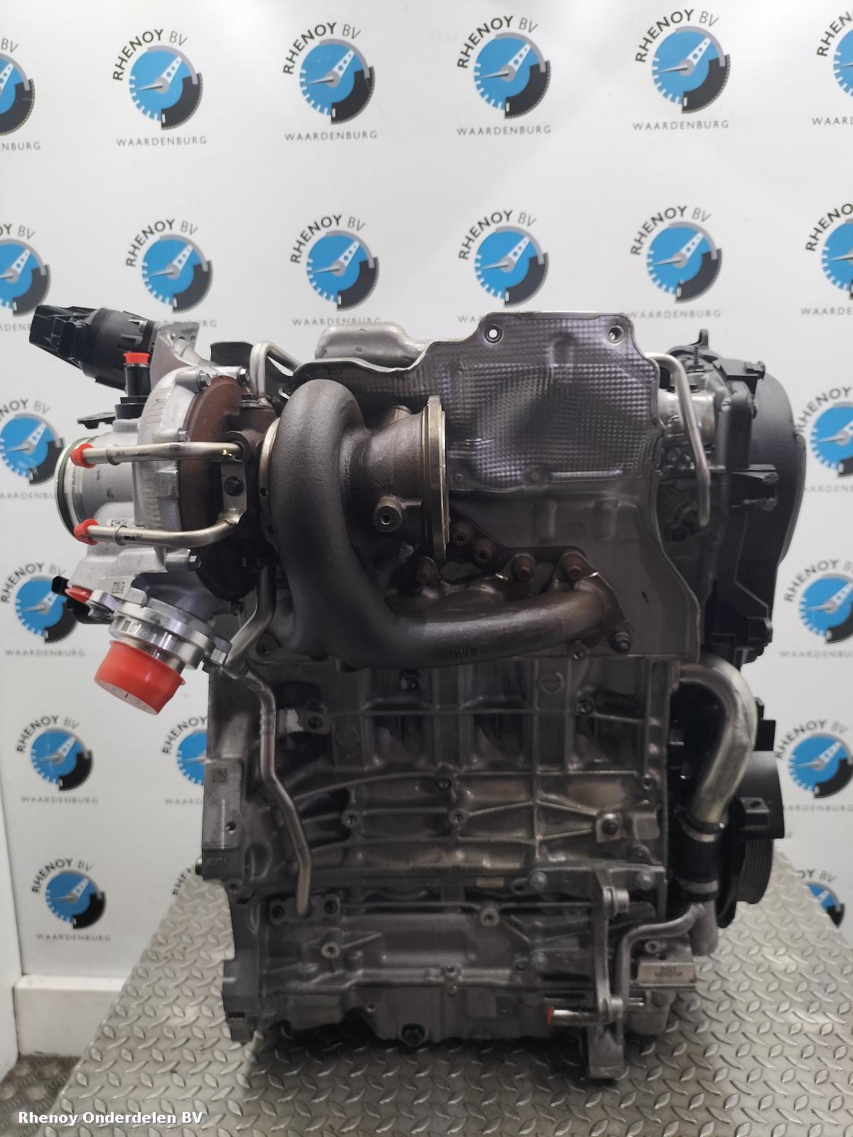 2022 VOLVO S60 Engine View Auto part Engine VOLVO S60 2022