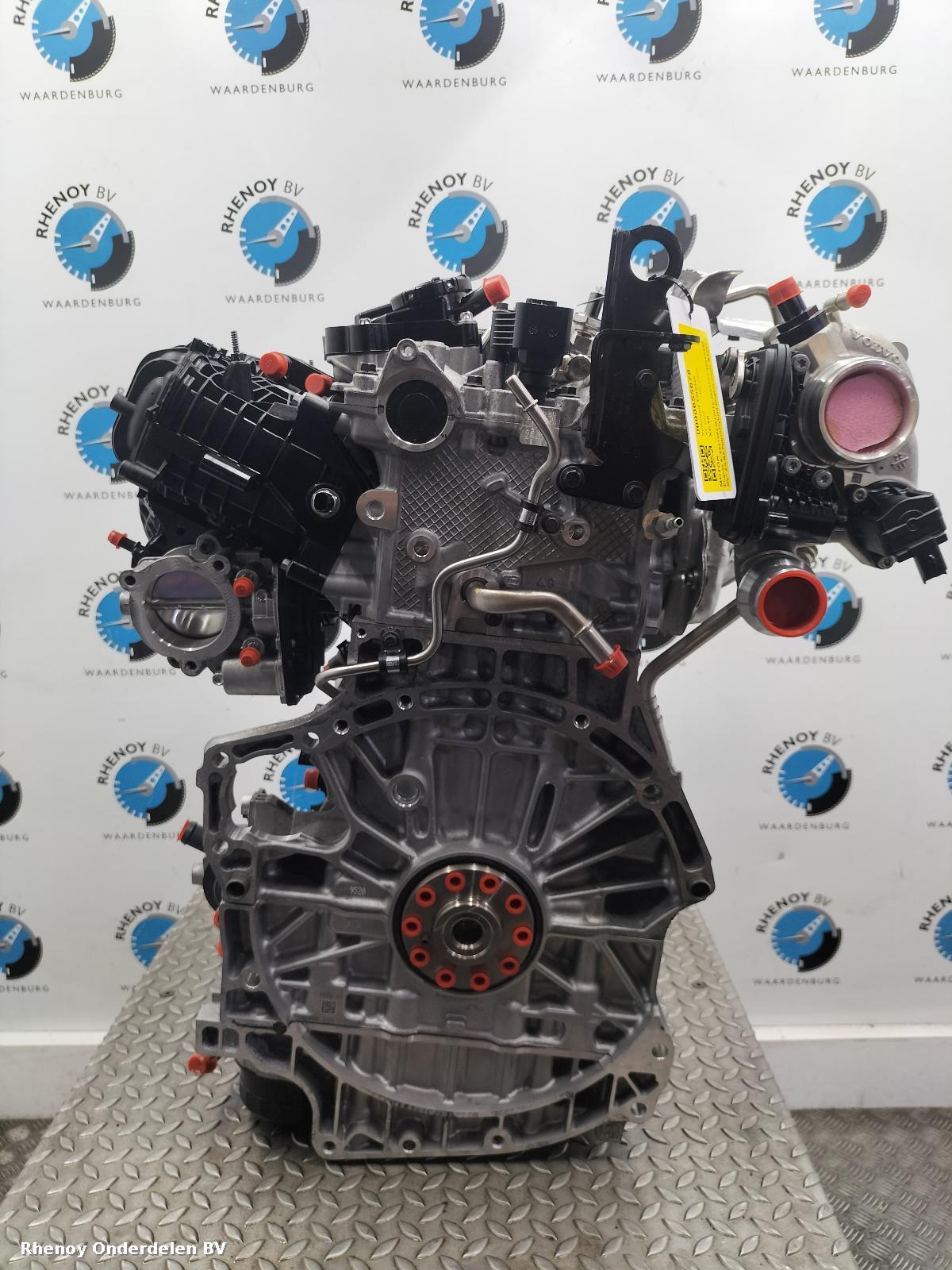 2022 VOLVO XC40 Engine View Auto part Engine VOLVO XC40 2022