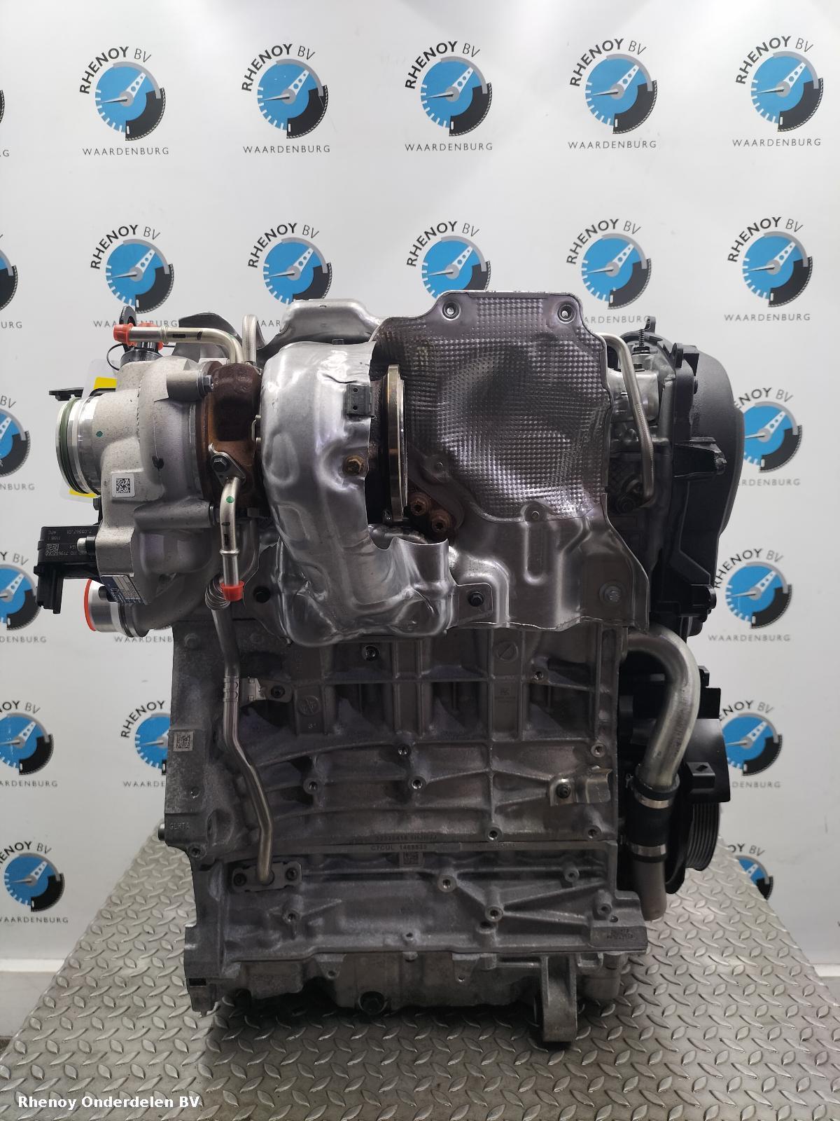2022 VOLVO XC40 Engine View Auto part Engine VOLVO XC40 2022
