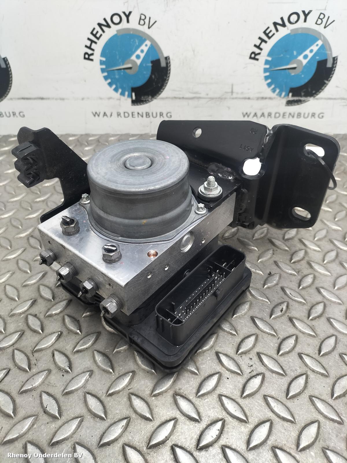 Bekijk Auto-onderdeel ABS POMP  IVECO DAILY 2024