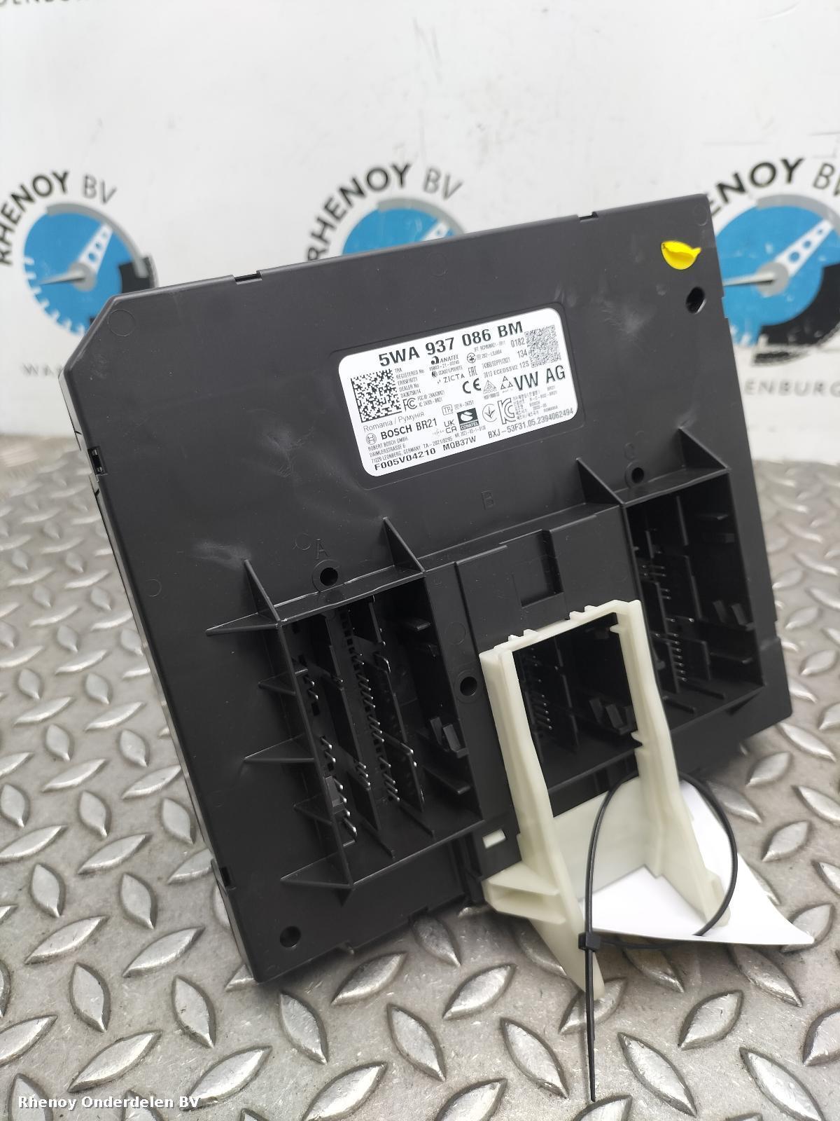 Bekijk Auto-onderdeel COMPUTER ECU FORD TOURNEO CONNECT 2023