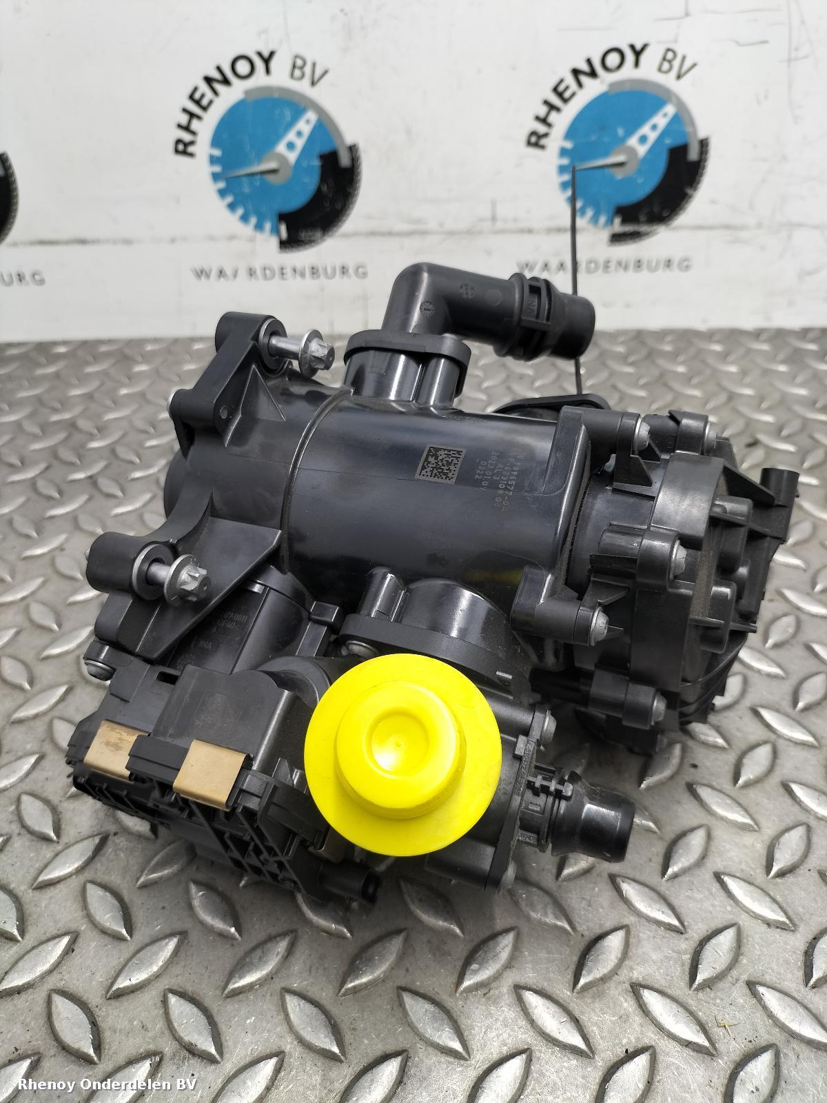 Bekijk Auto-onderdeel THERMOSTAAT HUIS BMW X2 2024