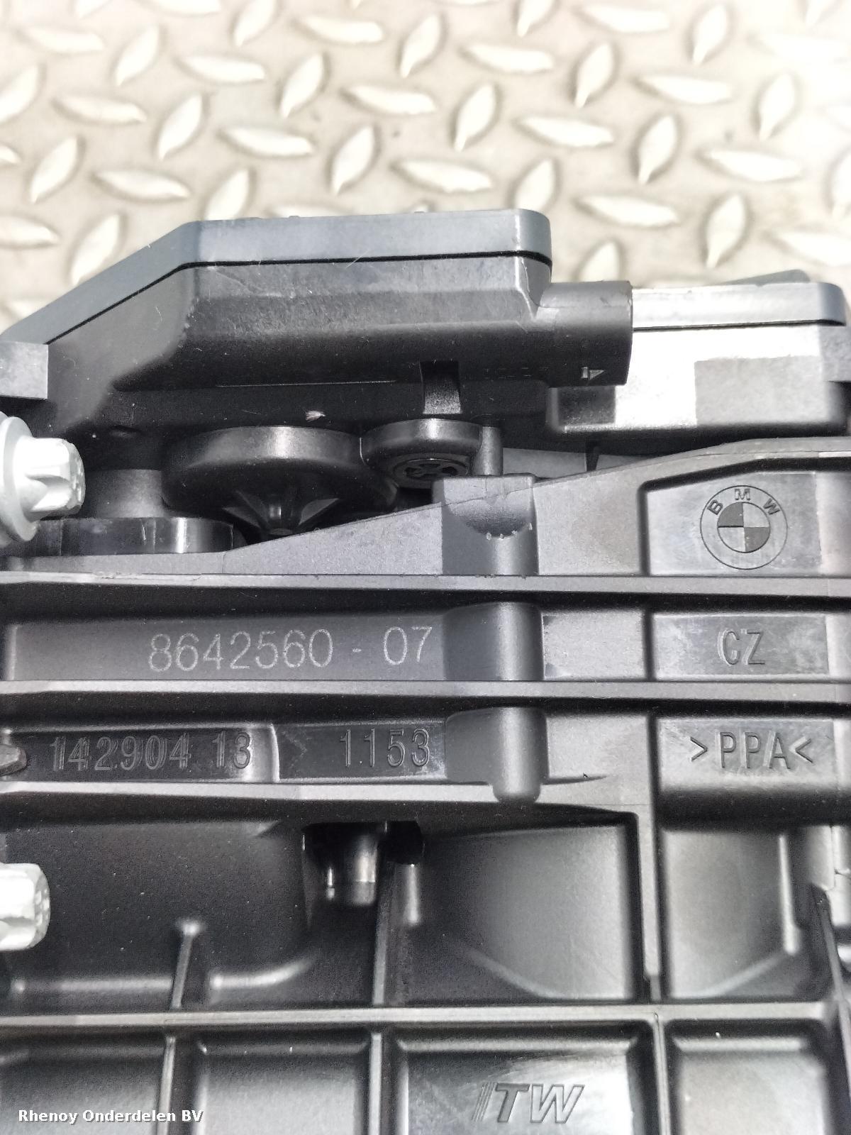 View Auto part THERMOSTAAT HUIS BMW 3 SERIES 2020