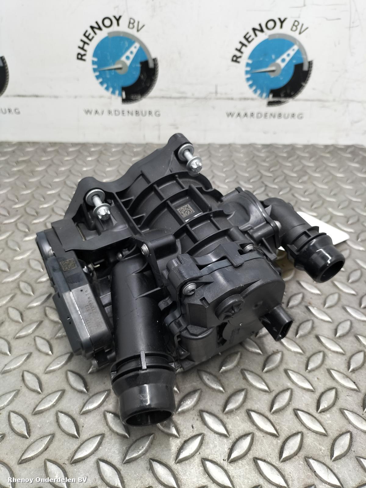 Bekijk Auto-onderdeel THERMOSTAAT HUIS BMW 5 SERIES 2024