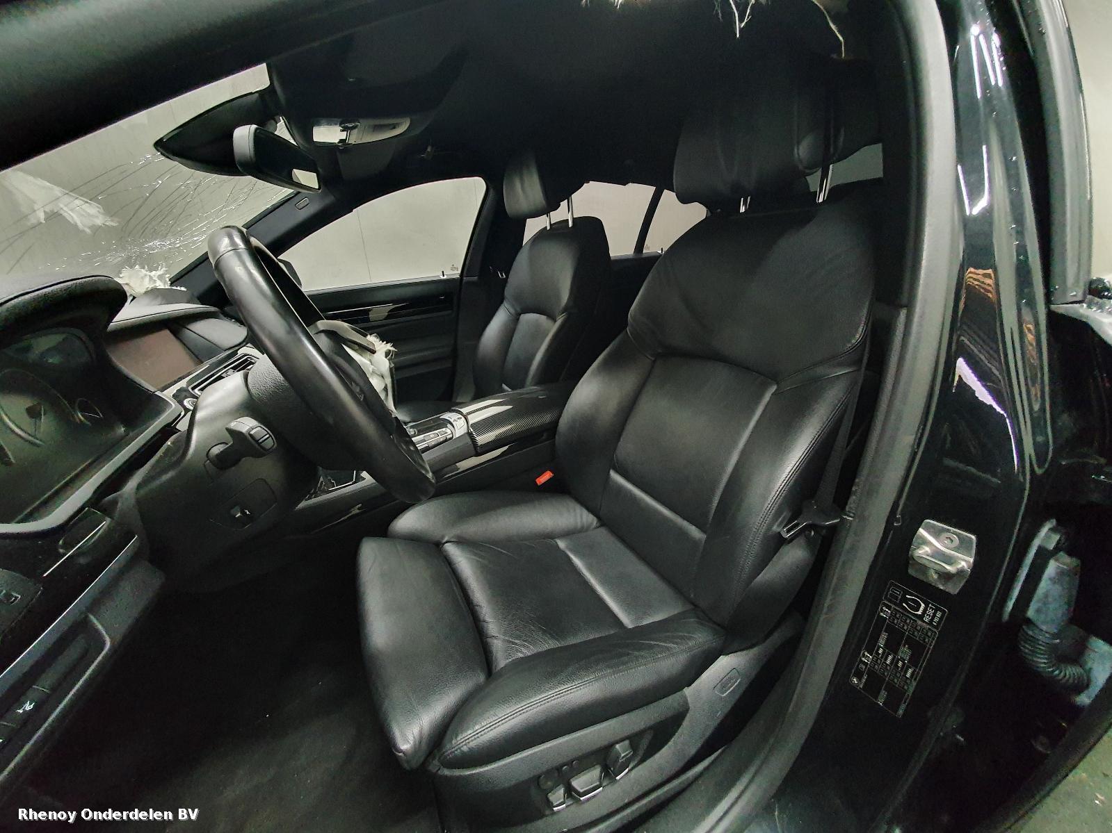 Bekijk Auto-onderdeel INTERIEUR COMPLEET BMW 7 SERIES 2012