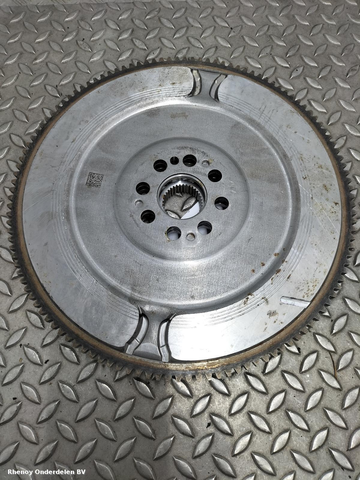 2025 BMW 5 SERIES Flywheel Flexplate View Auto part Flywheel Flexplate BMW 5 SERIES 2025