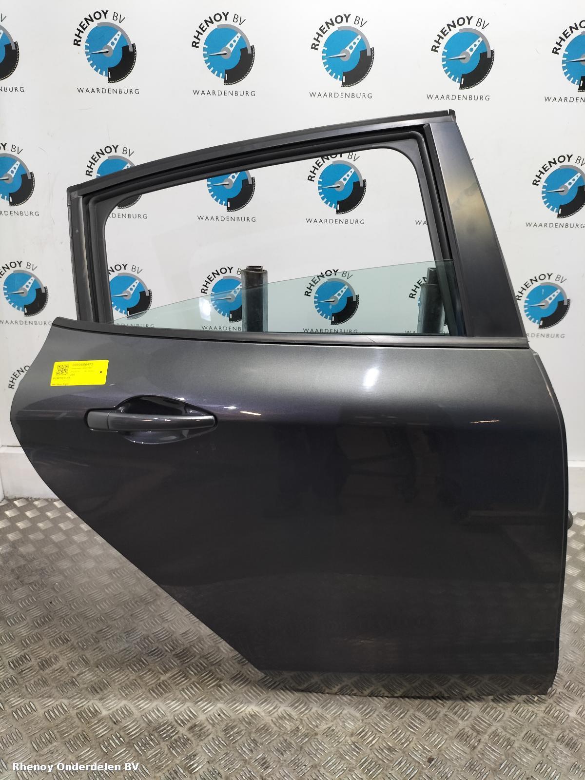 Bekijk Auto-onderdeel PORTIER RA  PEUGEOT 208 2016