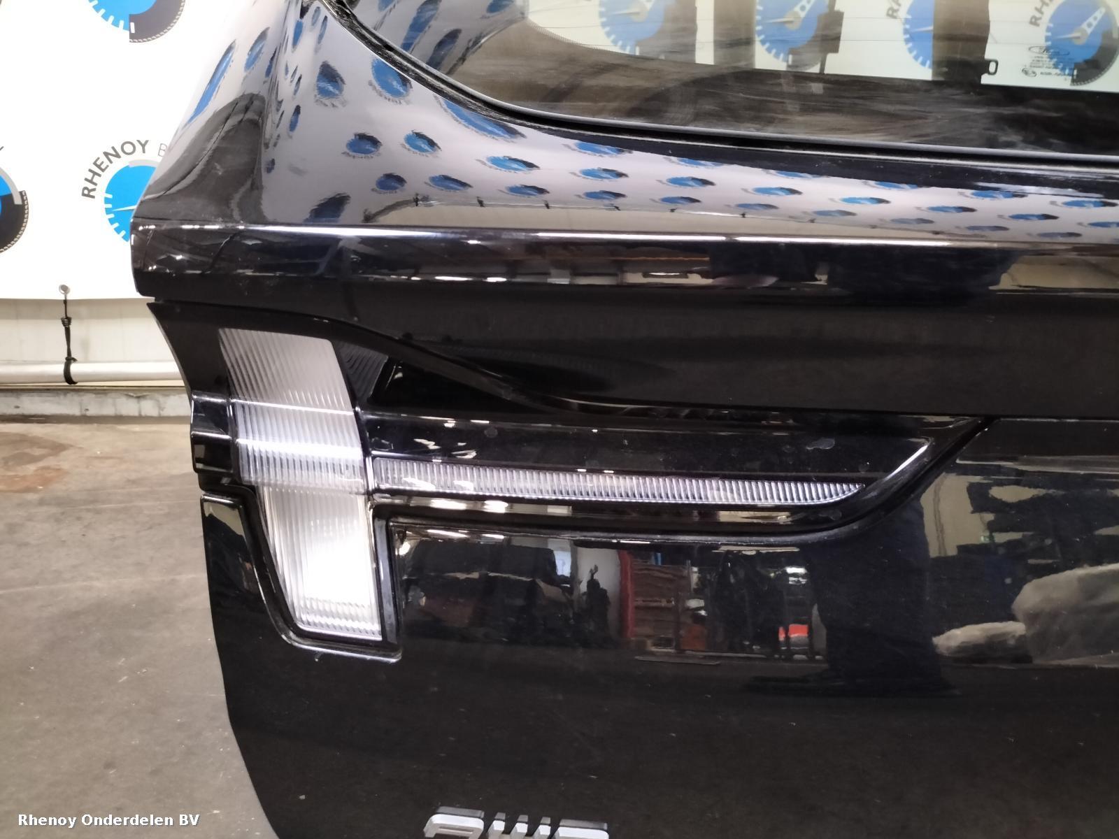 Bekijk Auto-onderdeel ACHTERLICHT L FORD MUSTANG SUV 2022