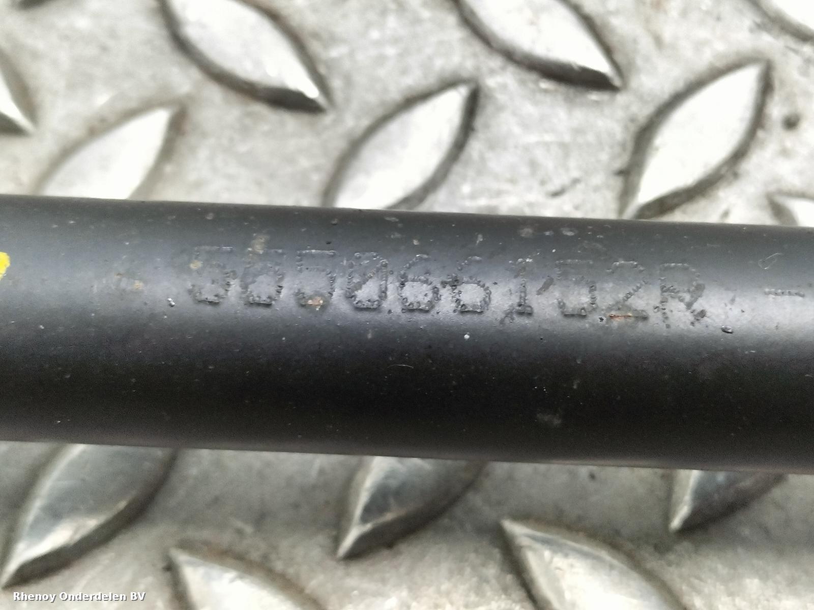 View Auto part DRAAGARM ONDER LA RENAULT 5 E-TECH 2025