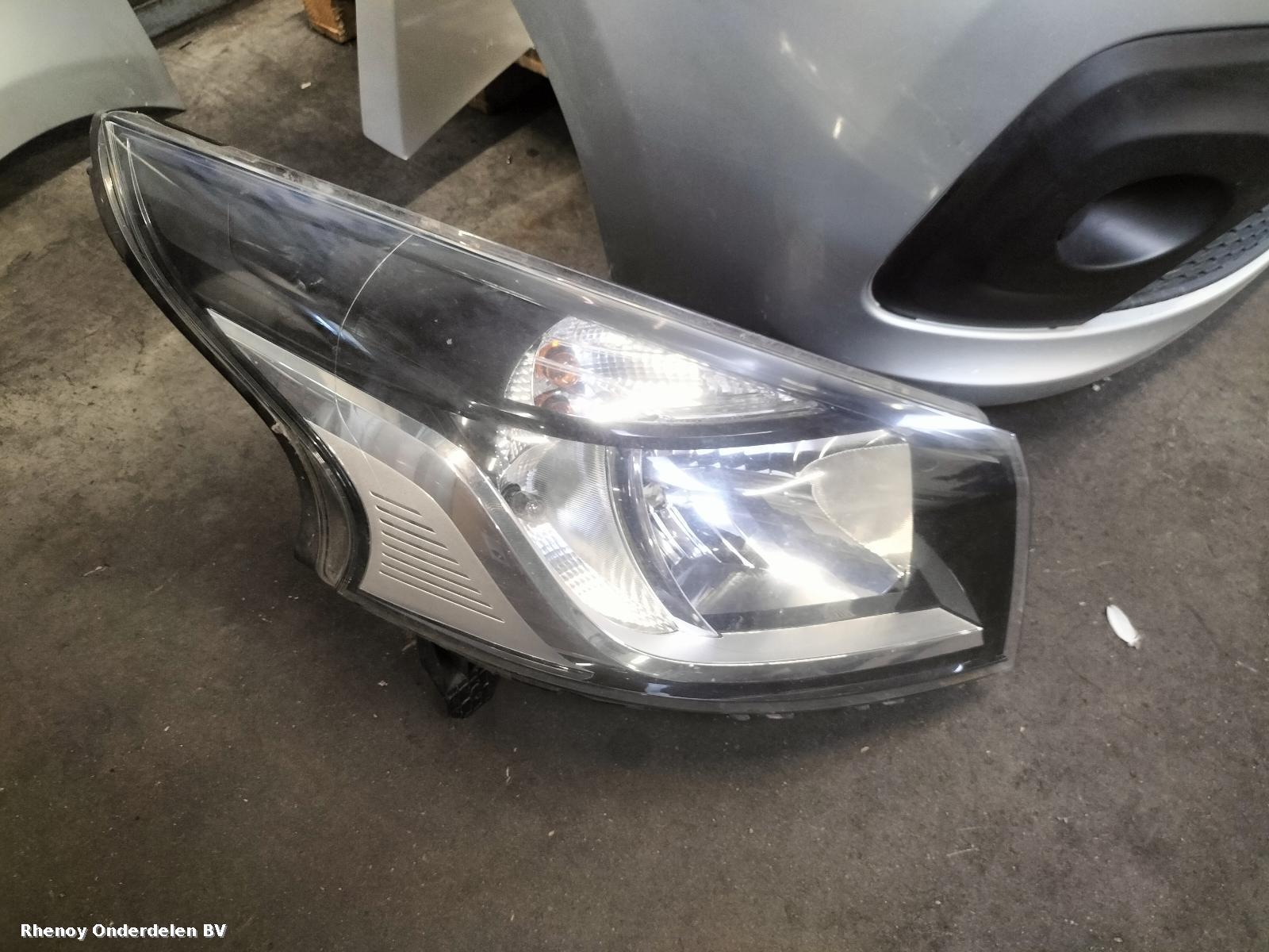 View Auto part VOORKOP COMPLEET RENAULT TRAFIC 2016