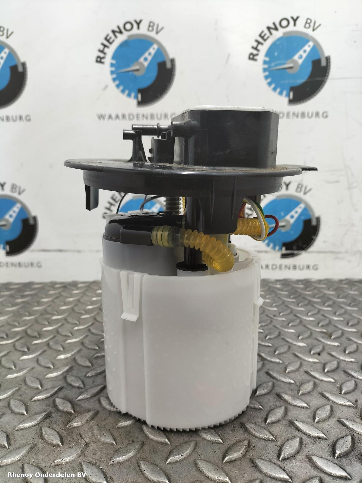 View Auto part Fuel Sending Unit PEUGEOT 308 2023