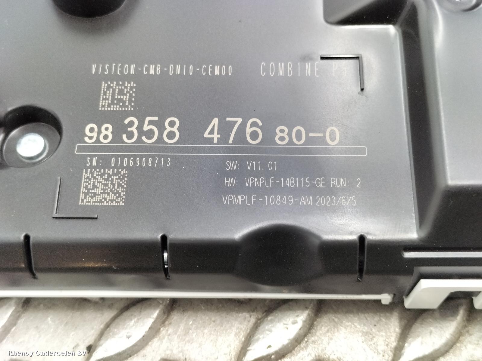View Auto part KLOKKENPANEEL PEUGEOT 308 2023