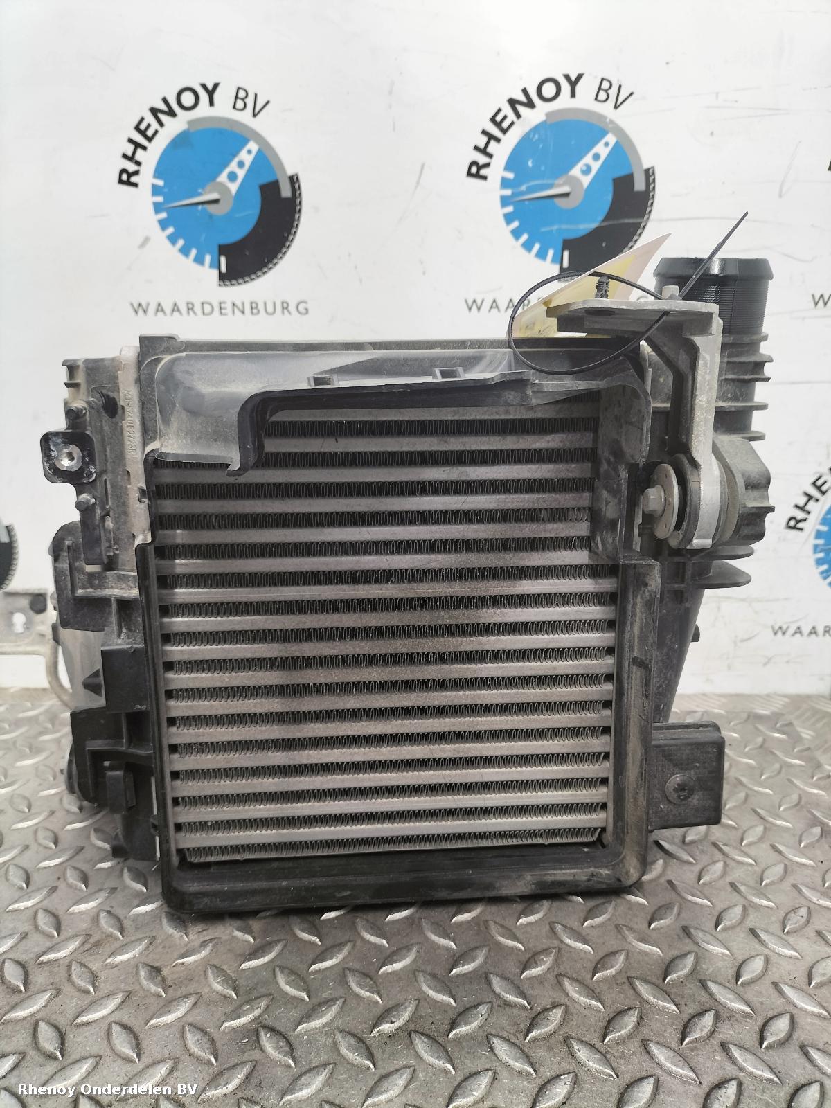 View Auto part INTERKOELER PEUGEOT 308 2023