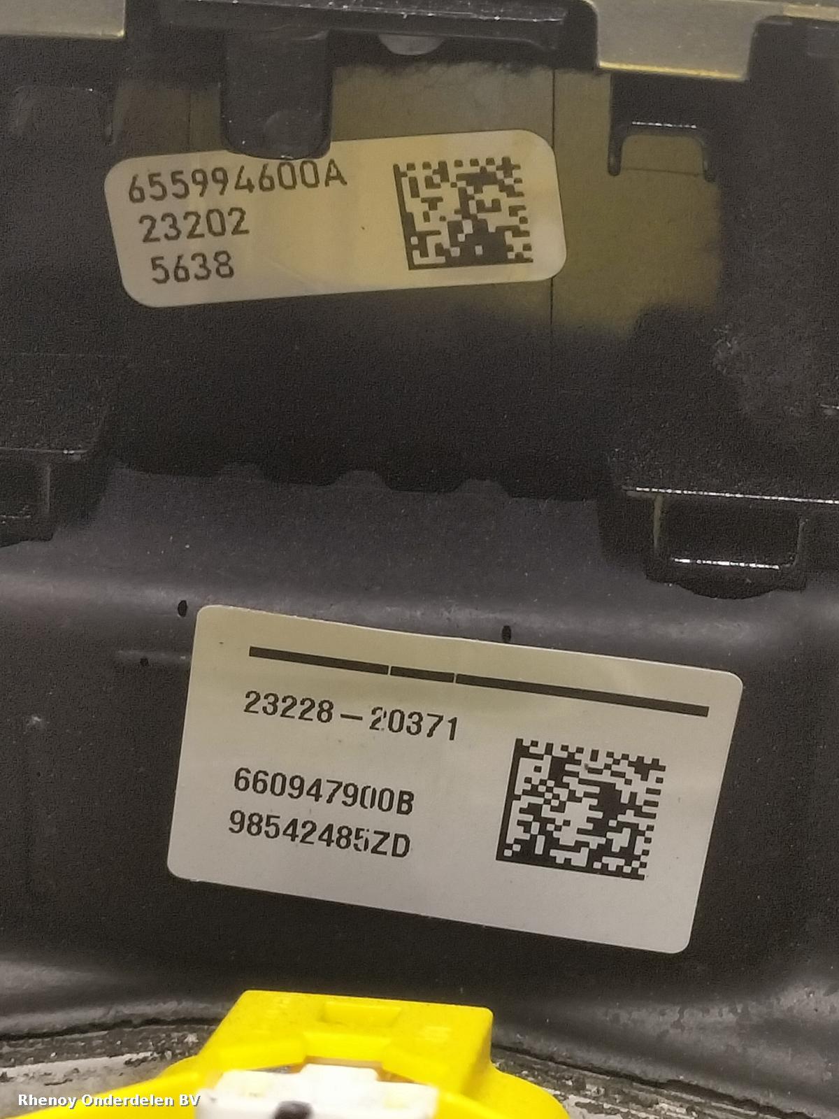 View Auto part STUURWIEL PEUGEOT 308 2023