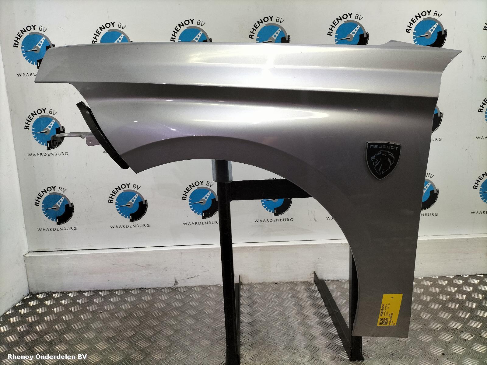 Bekijk Auto-onderdeel VOORSCHERM L PEUGEOT 308 2023