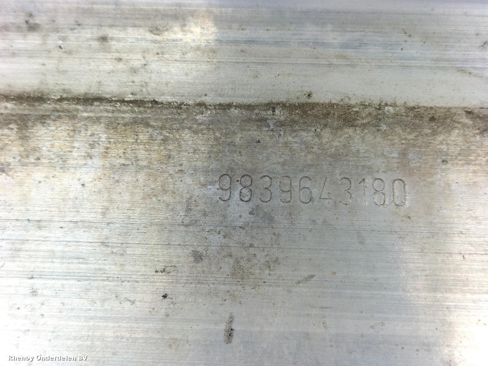 View Auto part VOORBUMPER BALK PEUGEOT 308 2023
